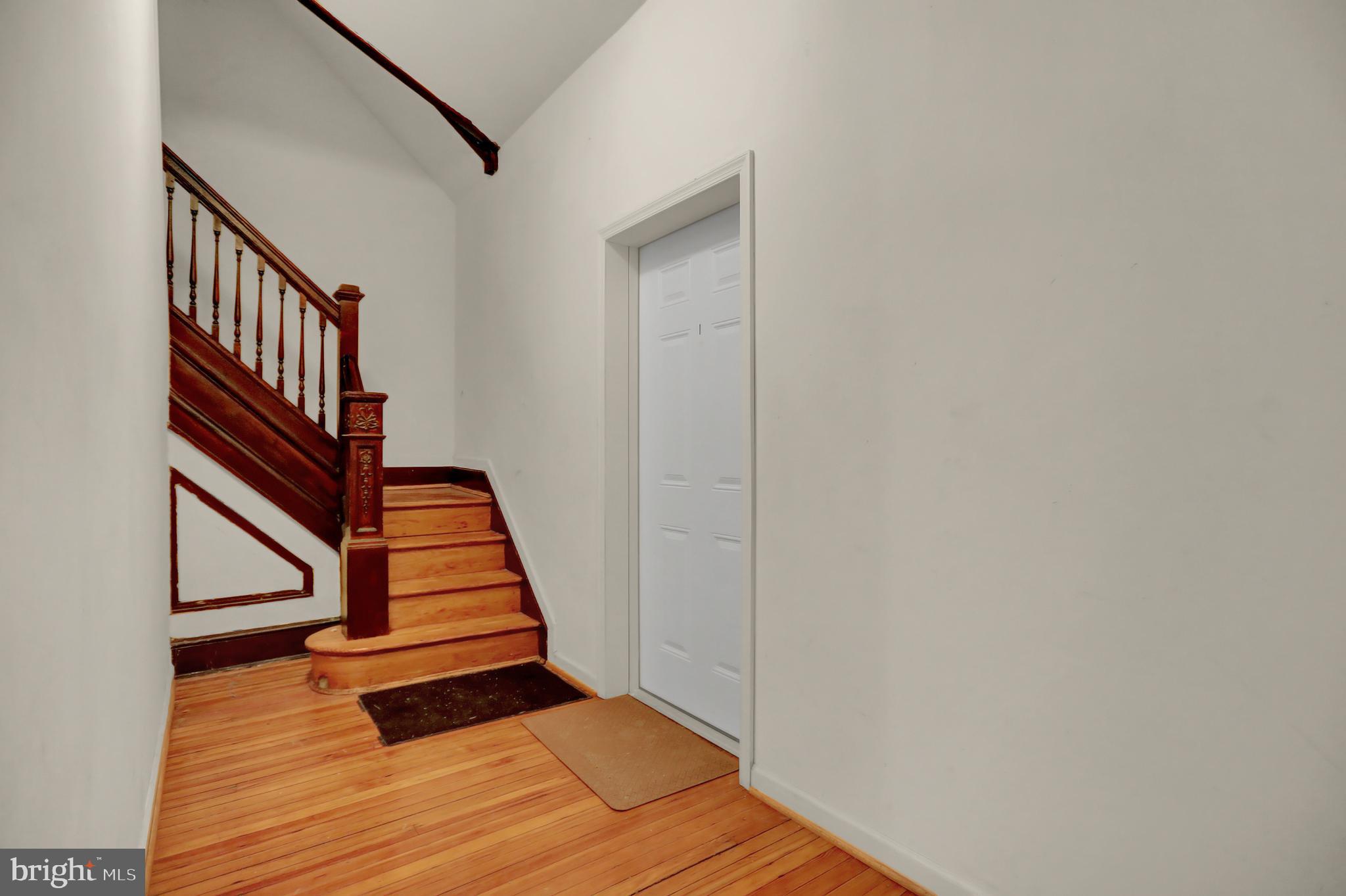 AUCHENTOROLY TERRACE HISTORIC DISTRICT - Residential Lease