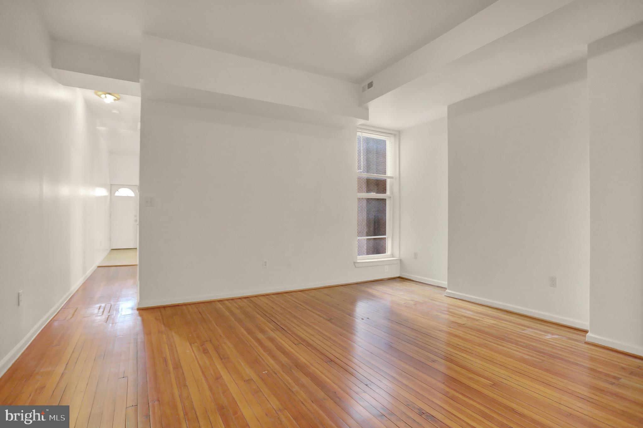 AUCHENTOROLY TERRACE HISTORIC DISTRICT - Residential Lease