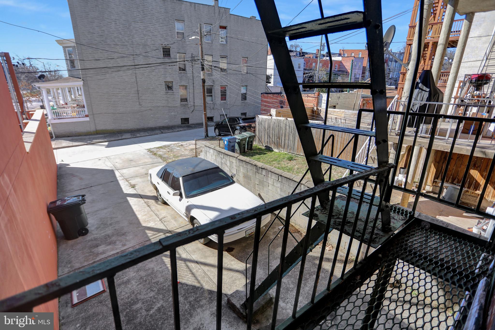 AUCHENTOROLY TERRACE HISTORIC DISTRICT - Residential Lease