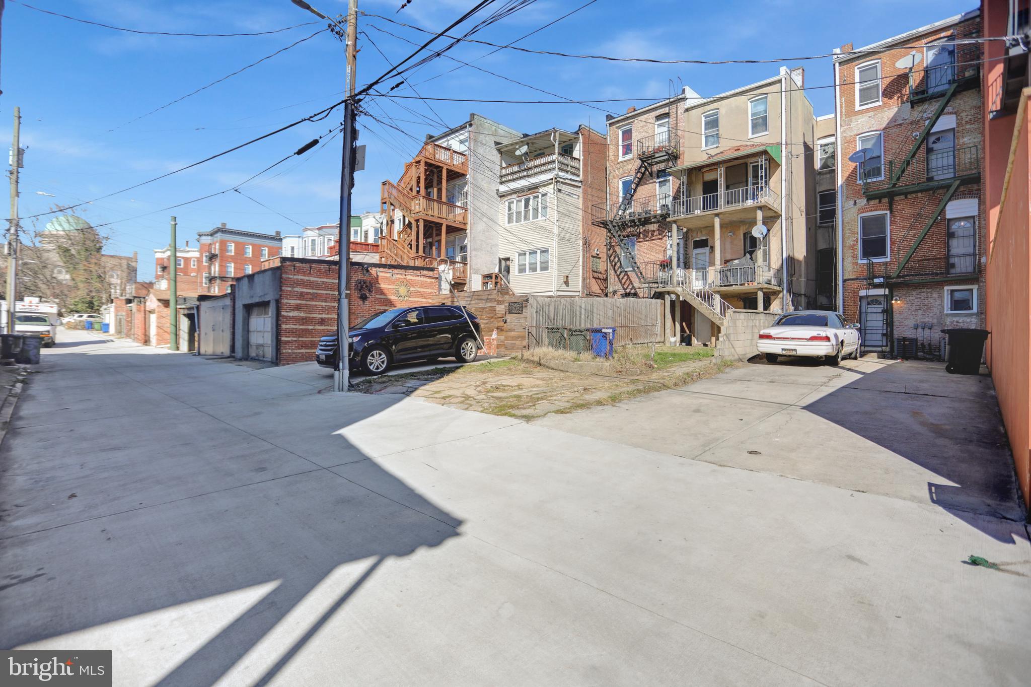 AUCHENTOROLY TERRACE HISTORIC DISTRICT - Residential Lease