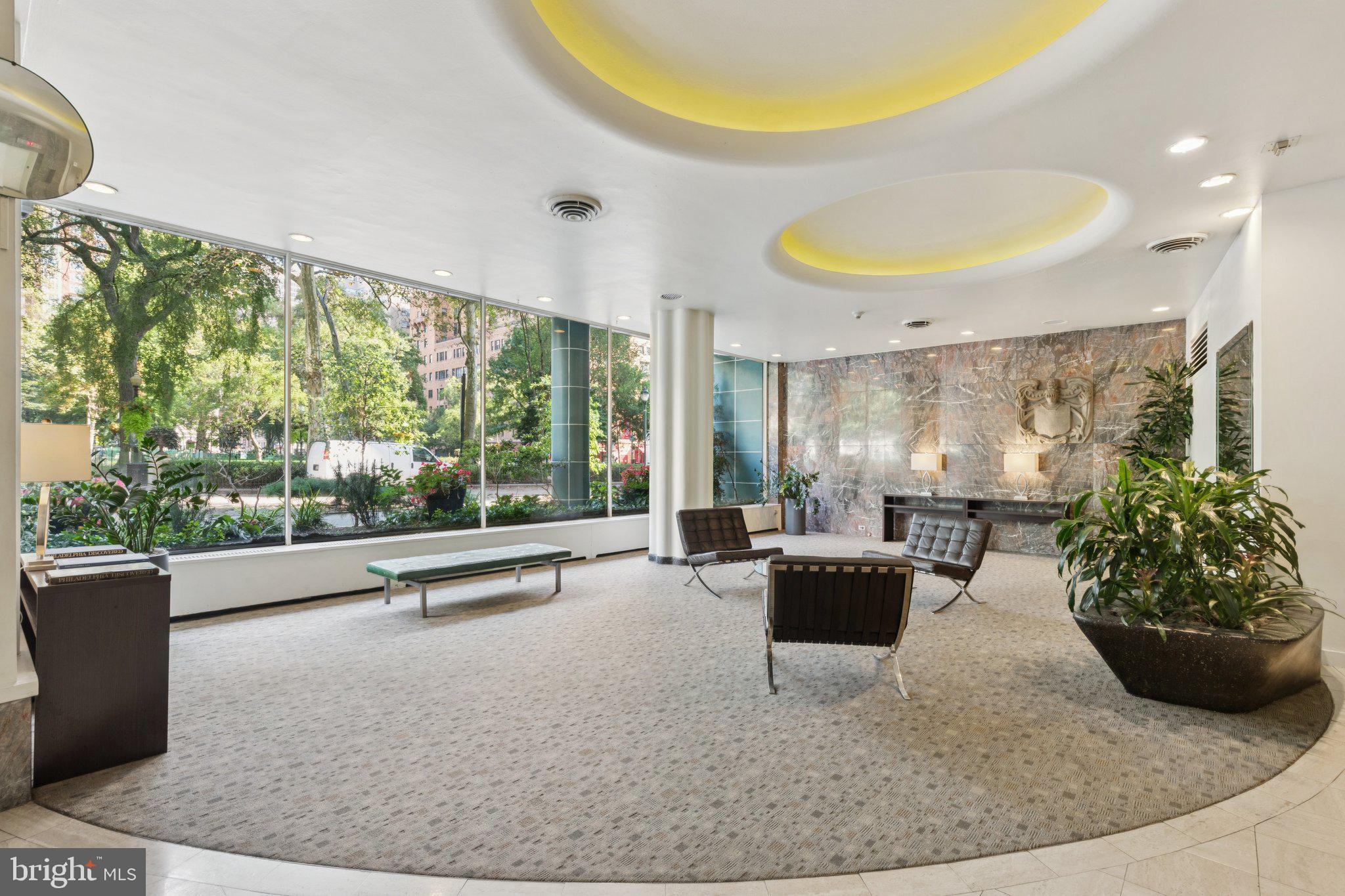 RITTENHOUSE SQUARE - Residential