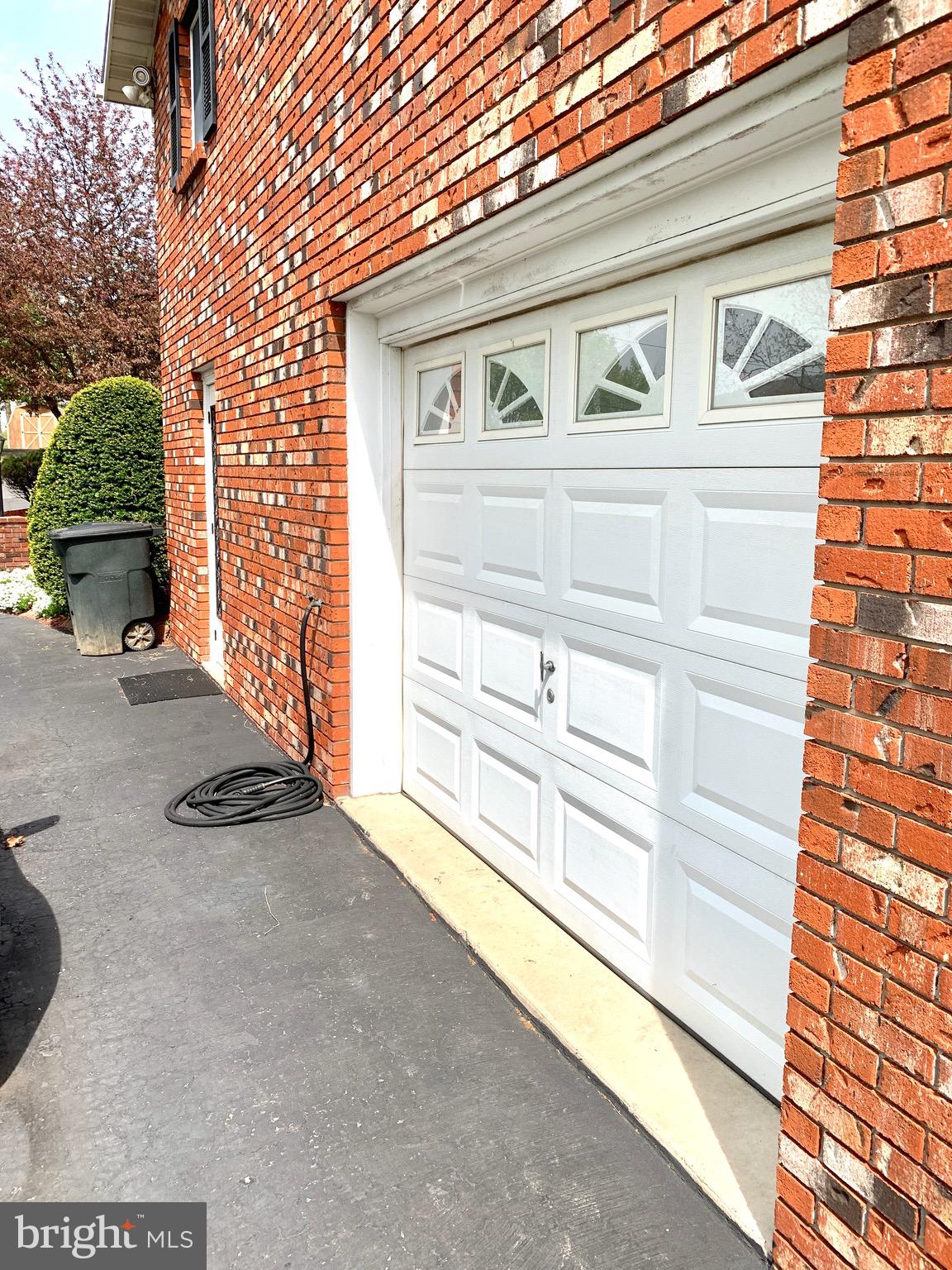 KNOBLEY ESTATES - Residential