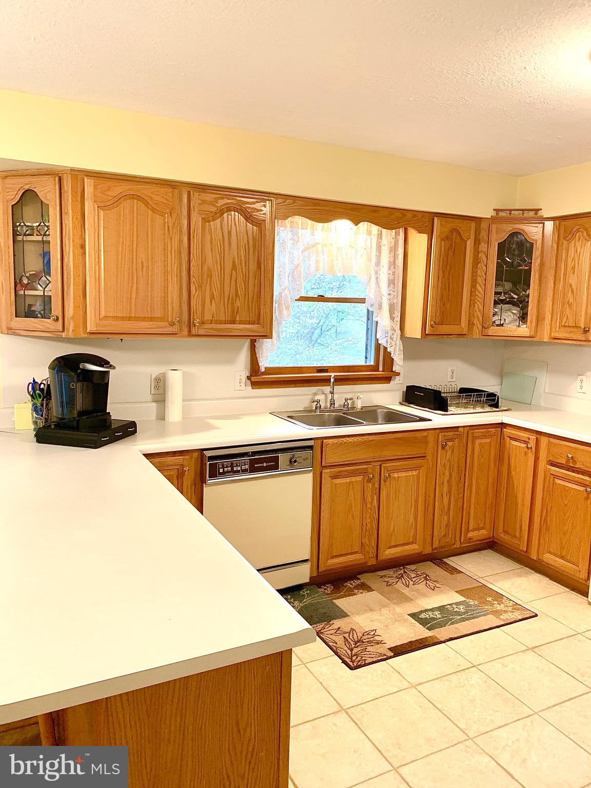 KNOBLEY ESTATES - Residential