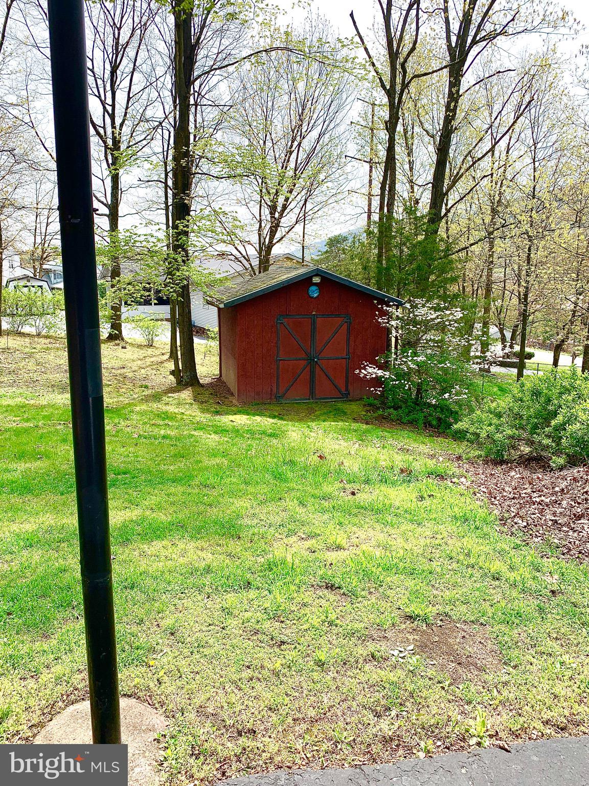 KNOBLEY ESTATES - Residential