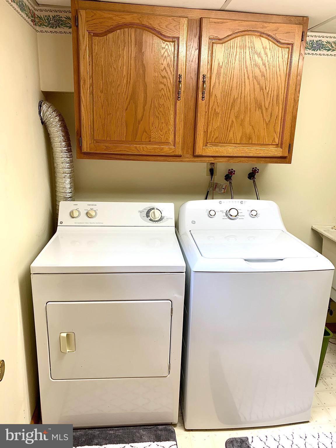 KNOBLEY ESTATES - Residential