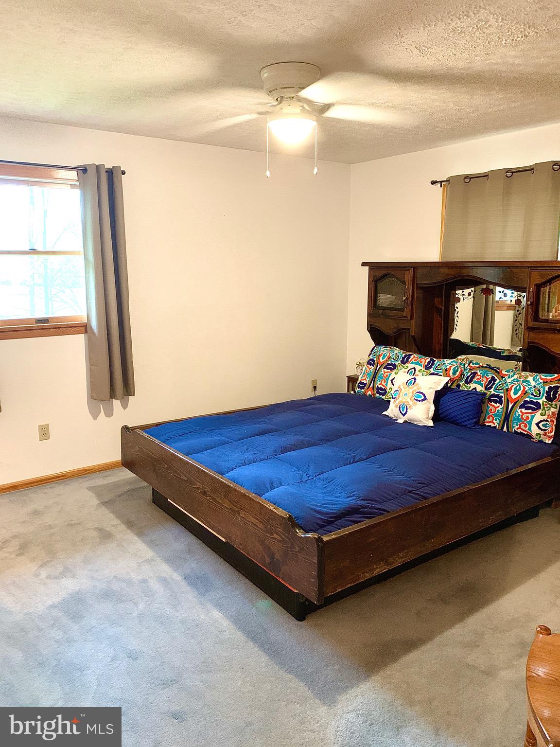 KNOBLEY ESTATES - Residential