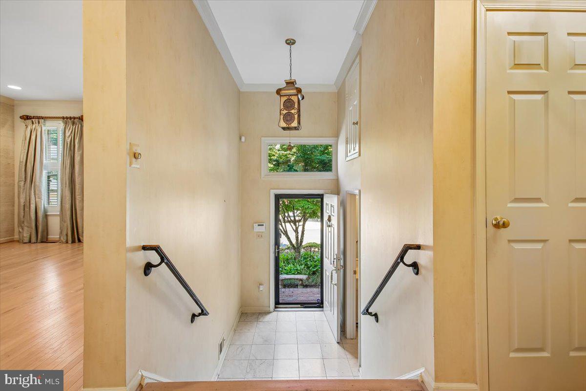 1403 MCLEAN MEWS COURT