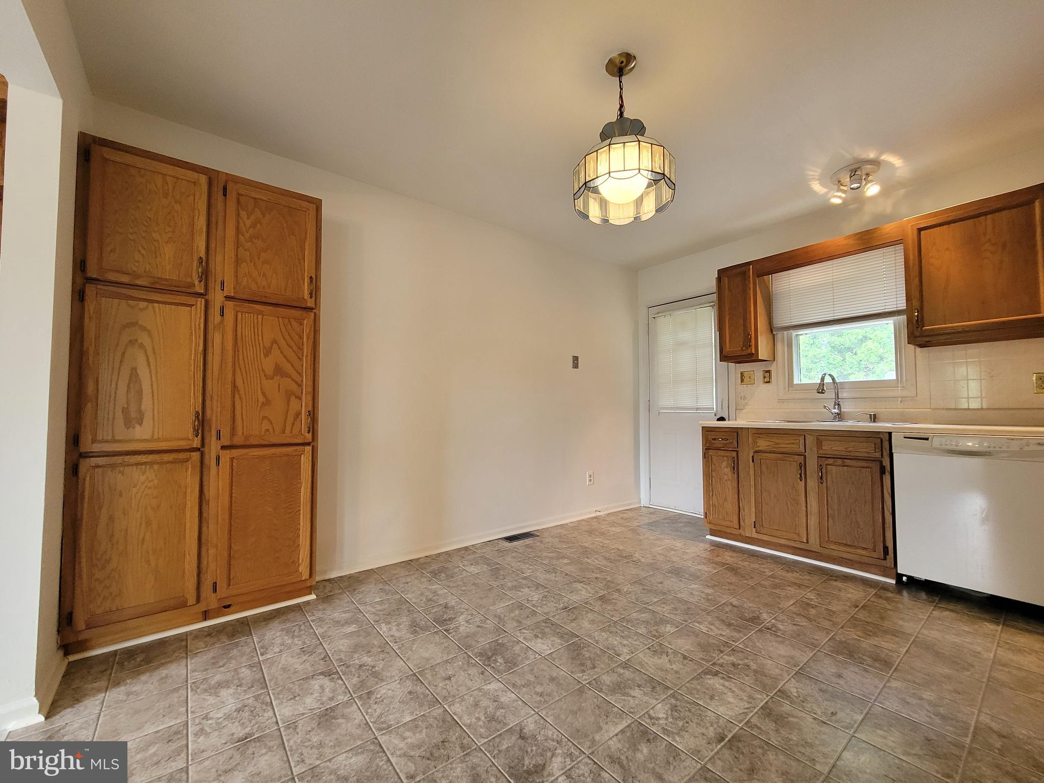 FRIENDSHIP HEIGHTS - Residential