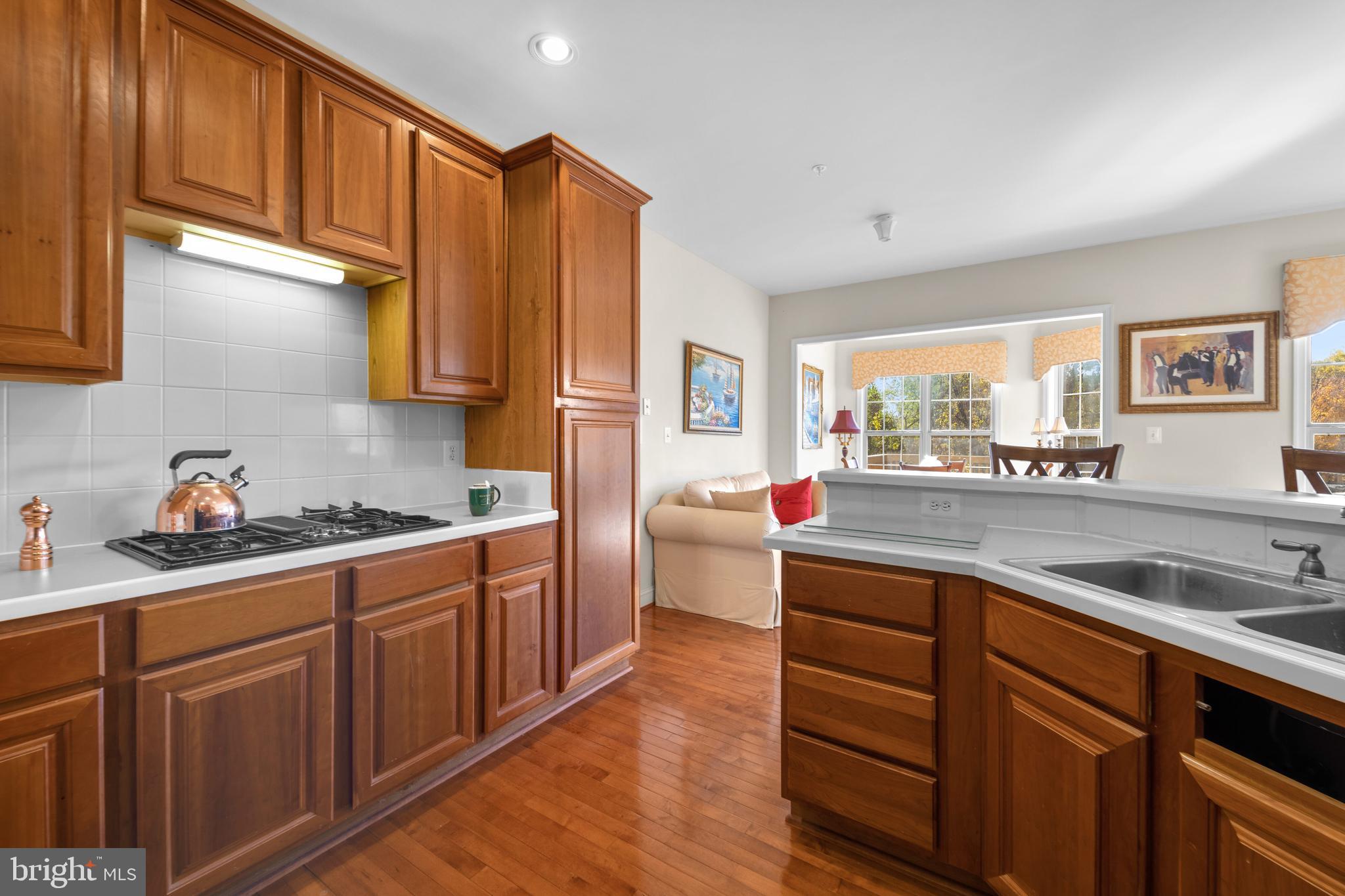 WOODMORE - Residential