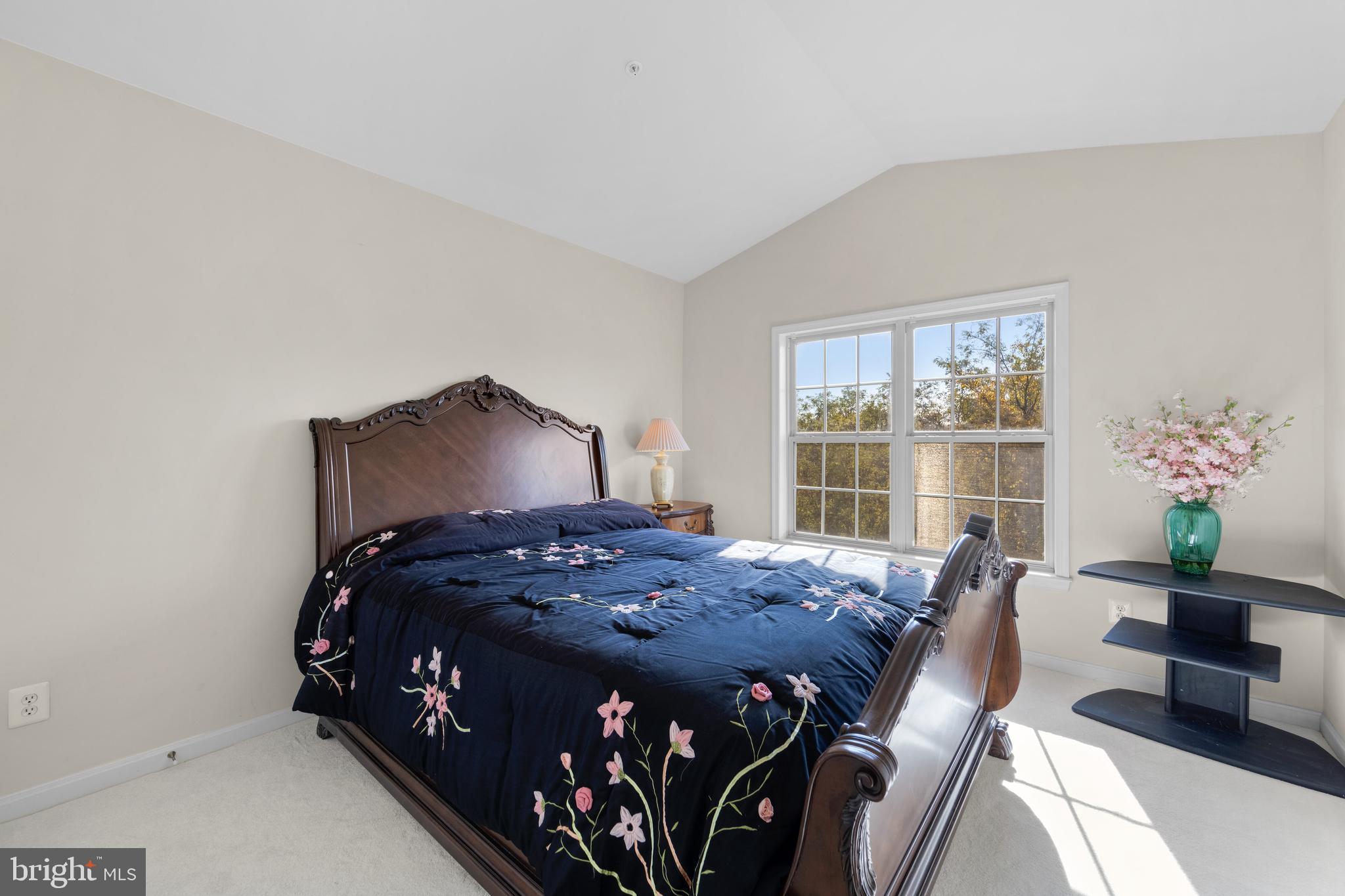 WOODMORE - Residential