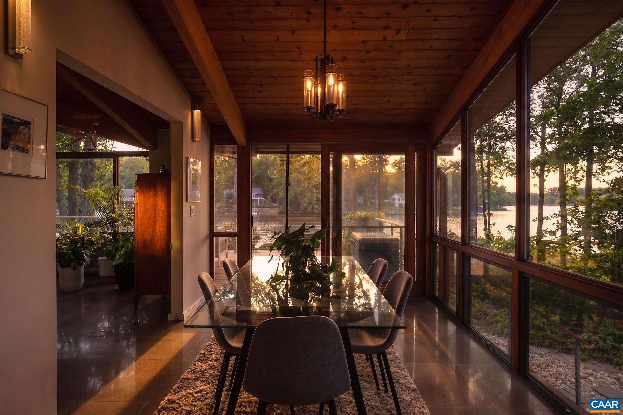 LAKE MONTICELLO - Residential