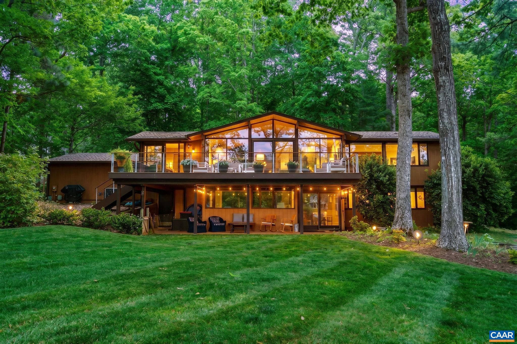 LAKE MONTICELLO - Residential