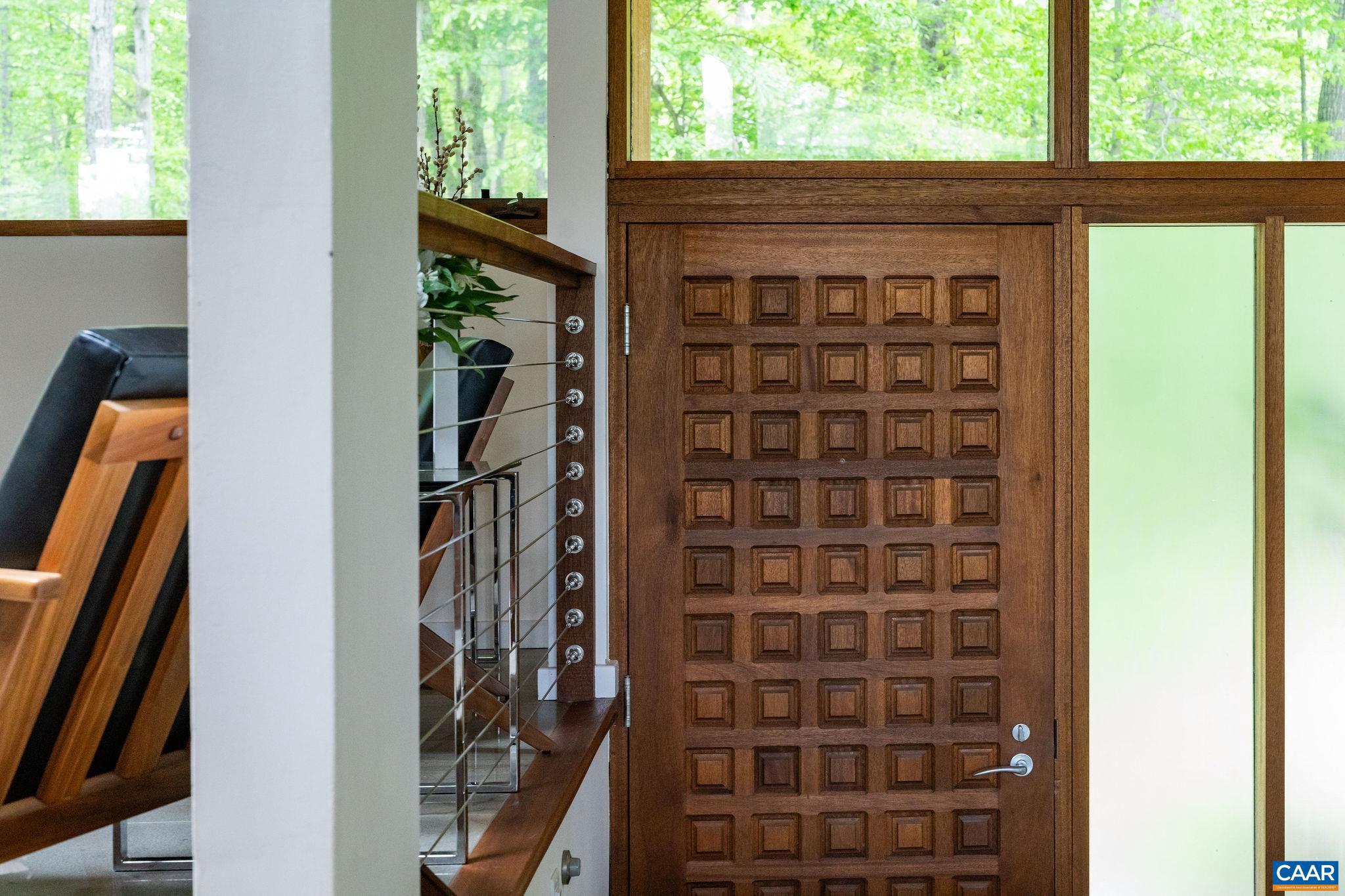 LAKE MONTICELLO - Residential