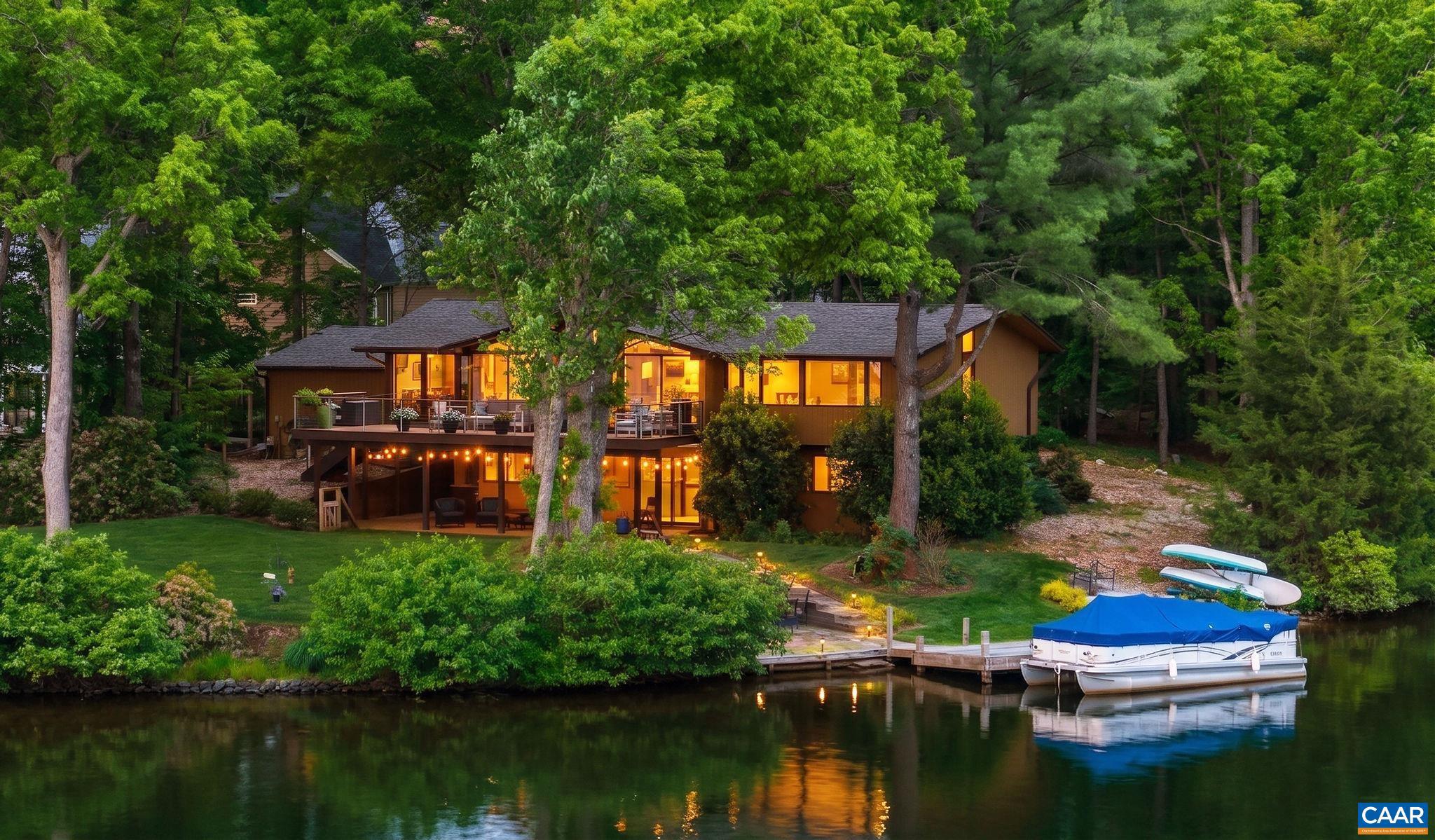 LAKE MONTICELLO - Residential