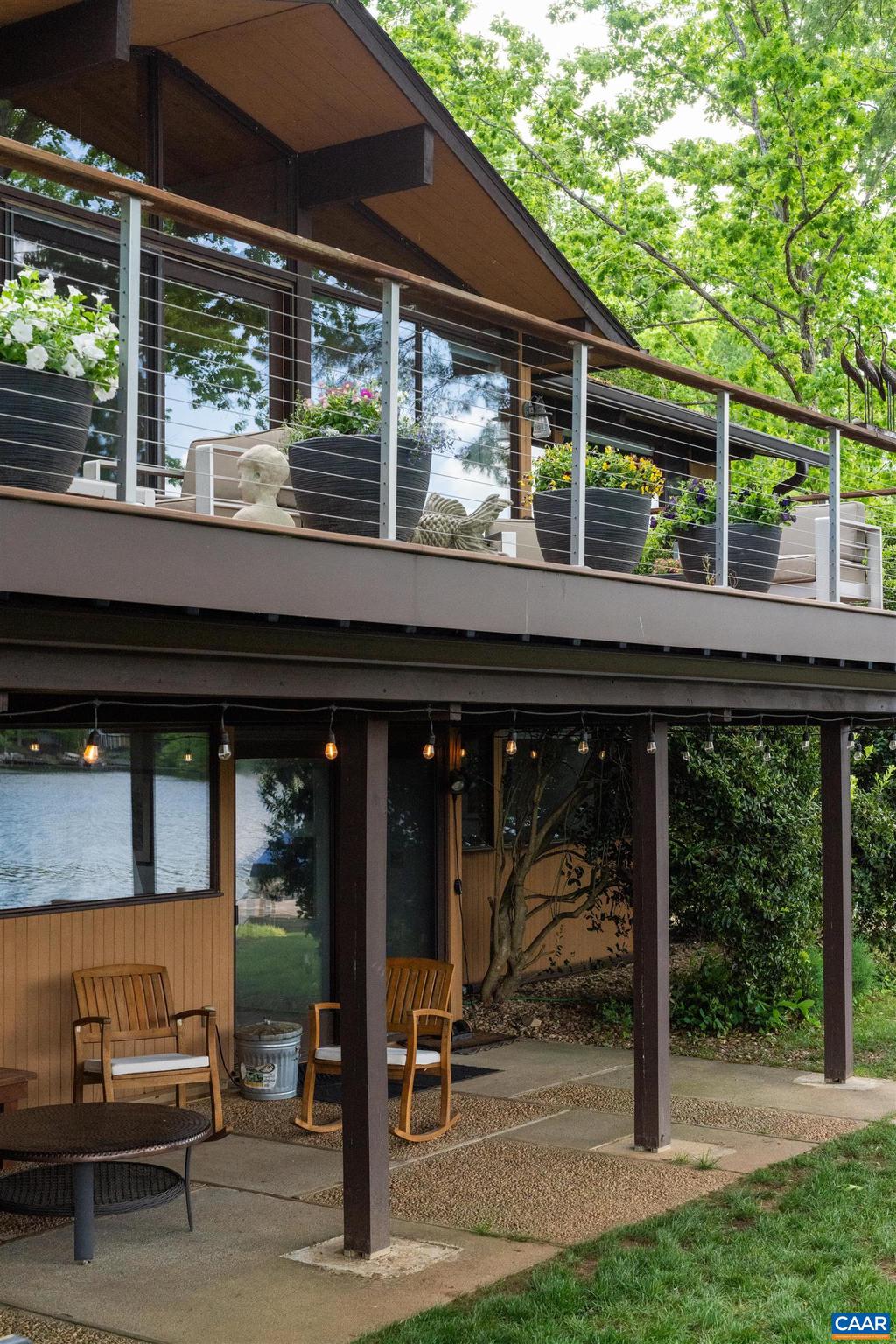LAKE MONTICELLO - Residential