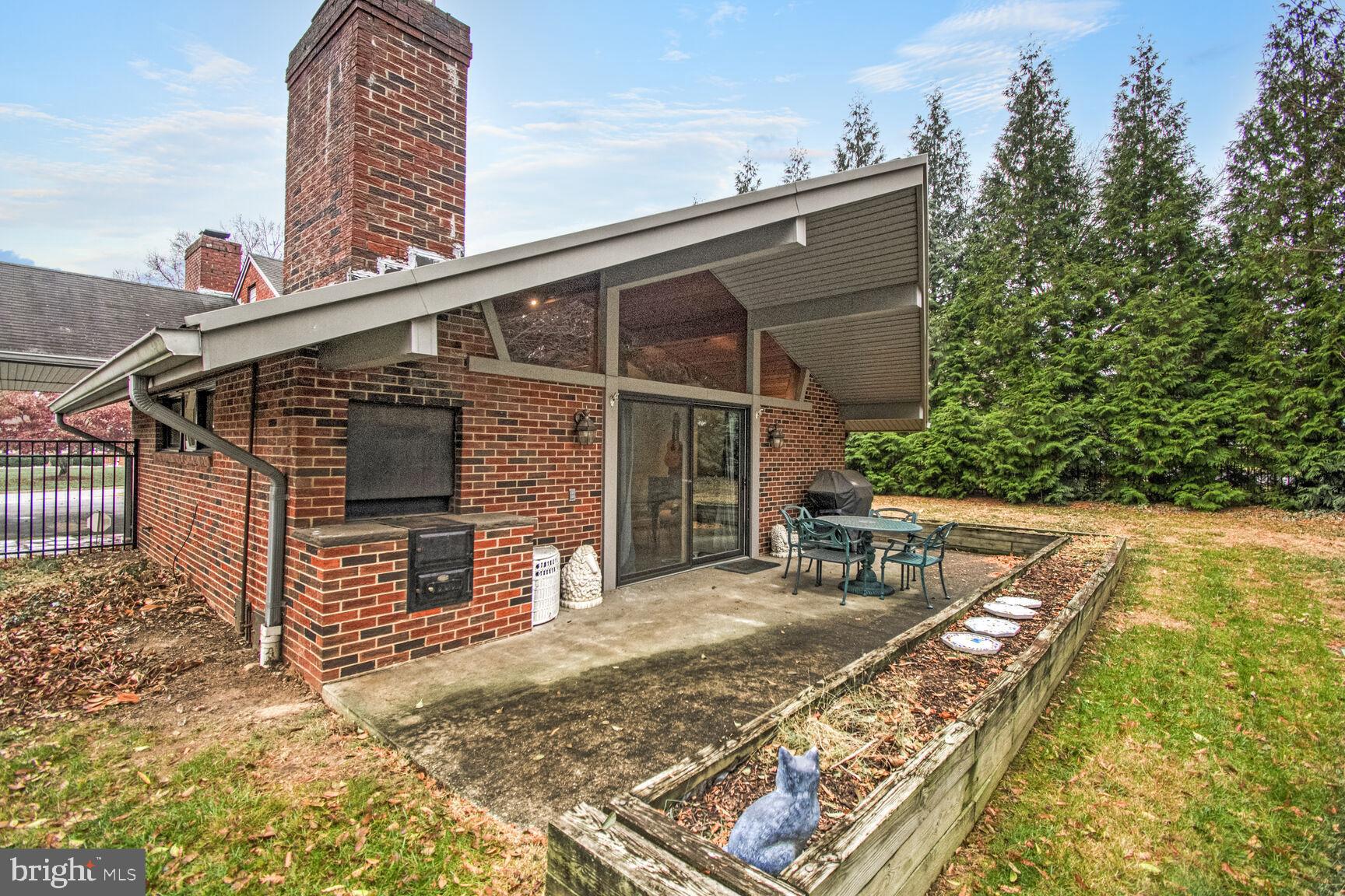 PT ROCKVILLE TWN RES 1 - Residential