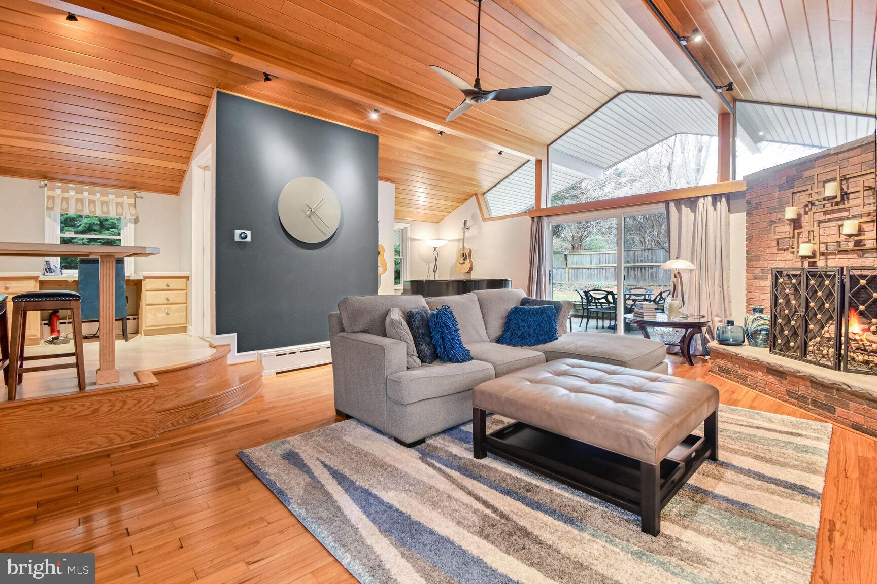 PT ROCKVILLE TWN RES 1 - Residential