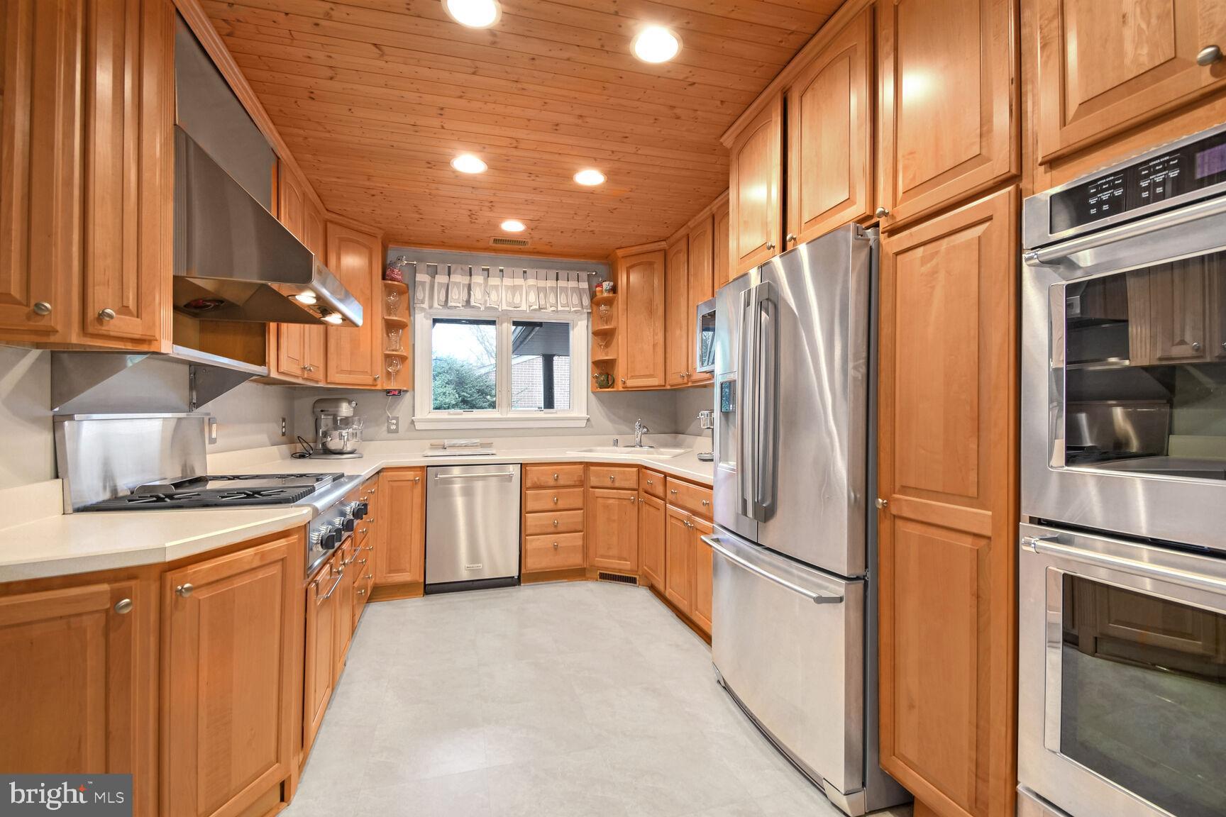 PT ROCKVILLE TWN RES 1 - Residential