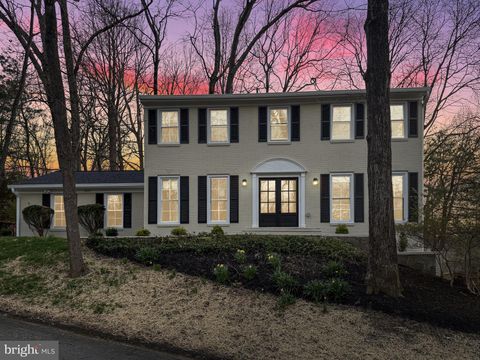 12013 WESTWOOD HILLS DRIVE HERNDON VA 20171