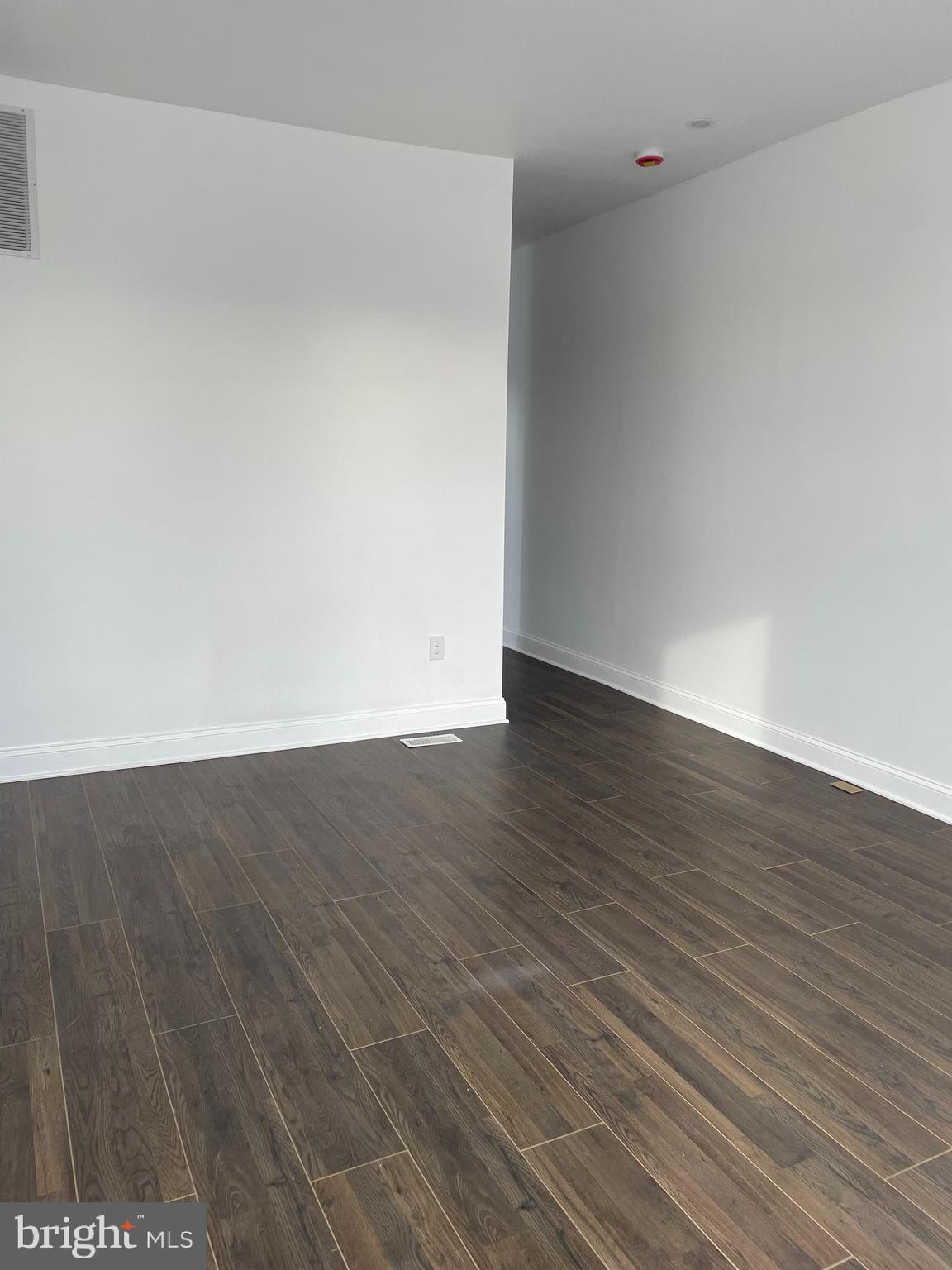 MIDTOWN EDMONDSON - Residential Lease