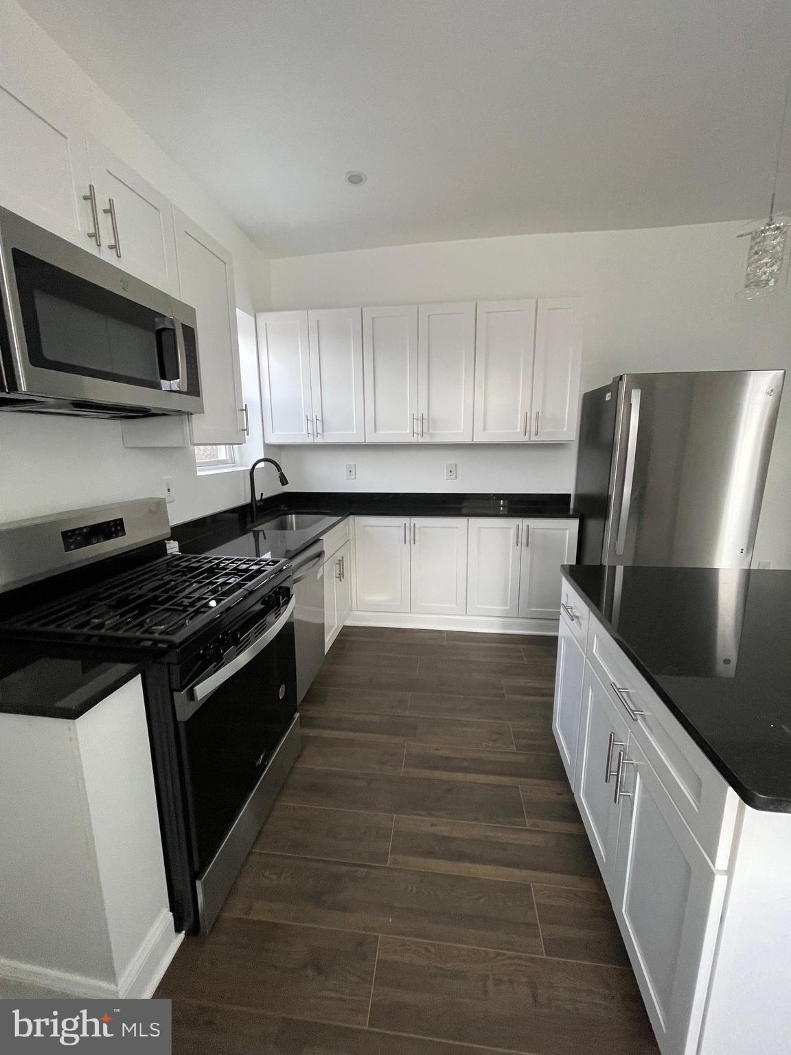 MIDTOWN EDMONDSON - Residential Lease