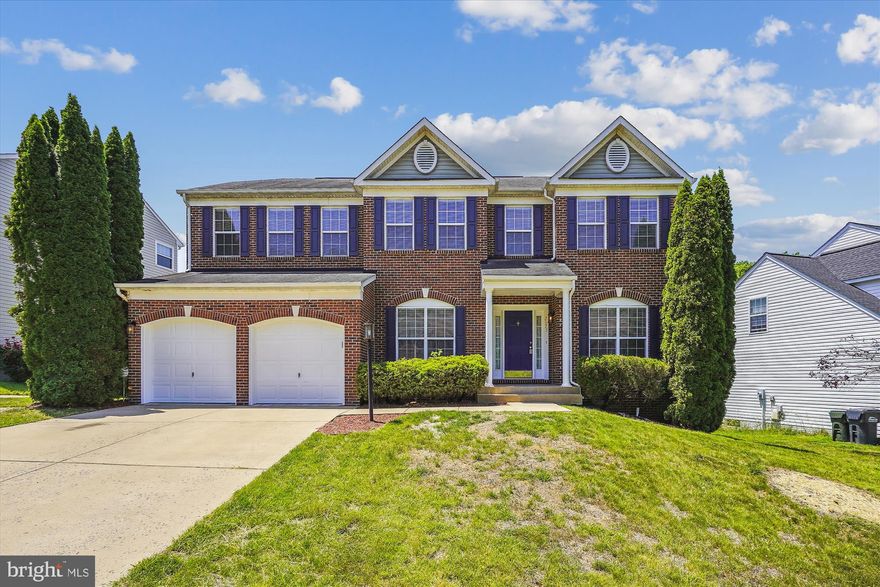 Large 4 bedrooms 3.5 bathrooms detached with 2 car attached Garage in Wayside Village, Dumfries, VA.  With LOTS of recent updates, few to name are: Freshly painted top to bottom, New flooring through out (except bathrooms), New vertical blinds in kitchen and basement sliding doors, New window blinds. Kitchen with island, lots of cabinets and counter space. Recently installed new refrigerator, microwave and dishwasher.  Separate dining room and living room. Powder room in the main level. Fully finished basement with recreation room and full bathroom.  Upper level features four bedrooms and 2 full bathrooms. Primary bedroom with walk in closet and primary bathroom with dual sink and separate tub.  Deck oversees the huge backyard. Pets welcome case by case.  Deck will be replaced with a composite deck.  Move in Ready, Available immediately!