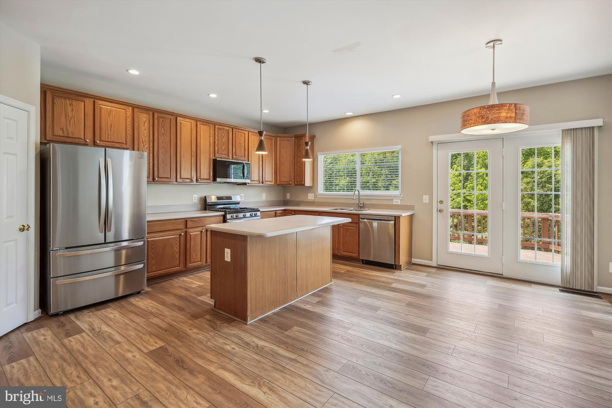 SOUTH BRIDGE - Residential Lease