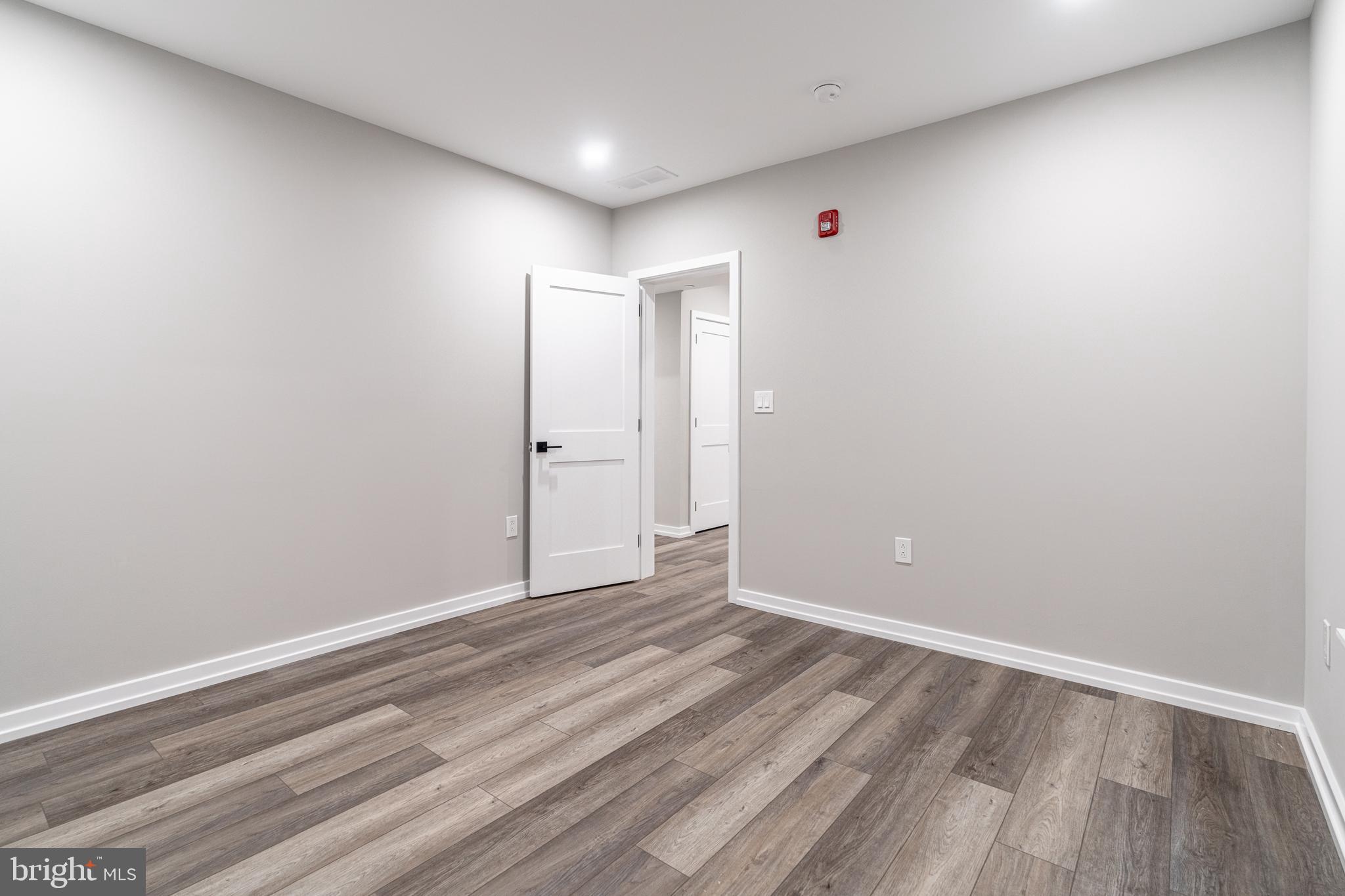 GRADUATE HOSPITAL - Residential Lease