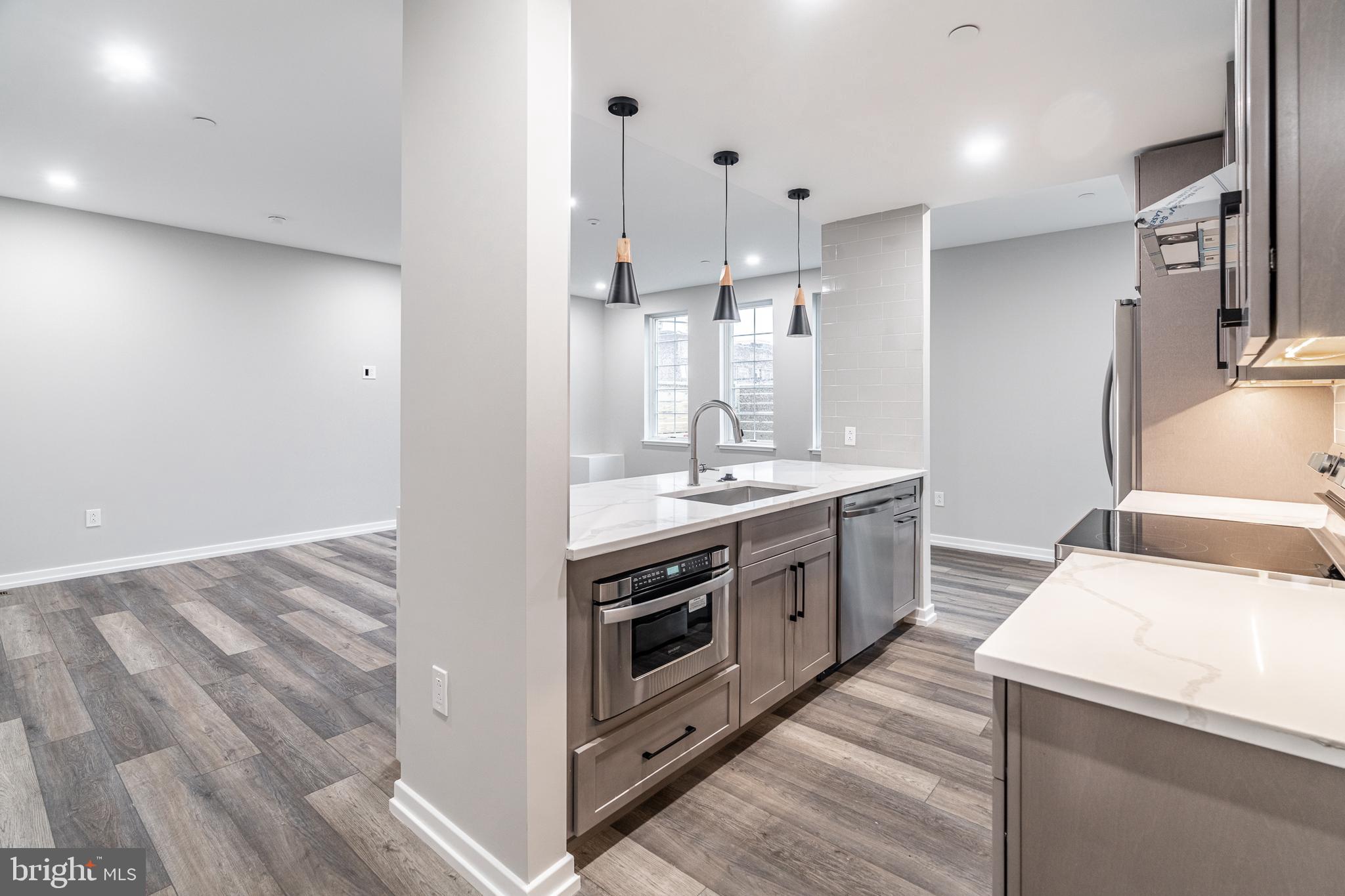 GRADUATE HOSPITAL - Residential Lease