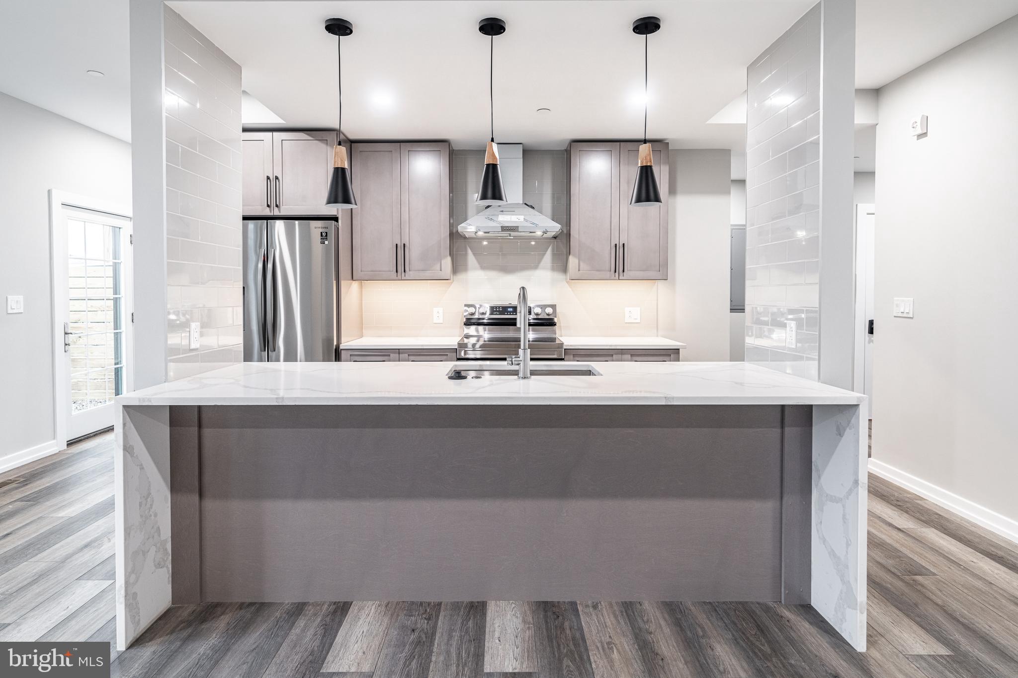 GRADUATE HOSPITAL - Residential Lease