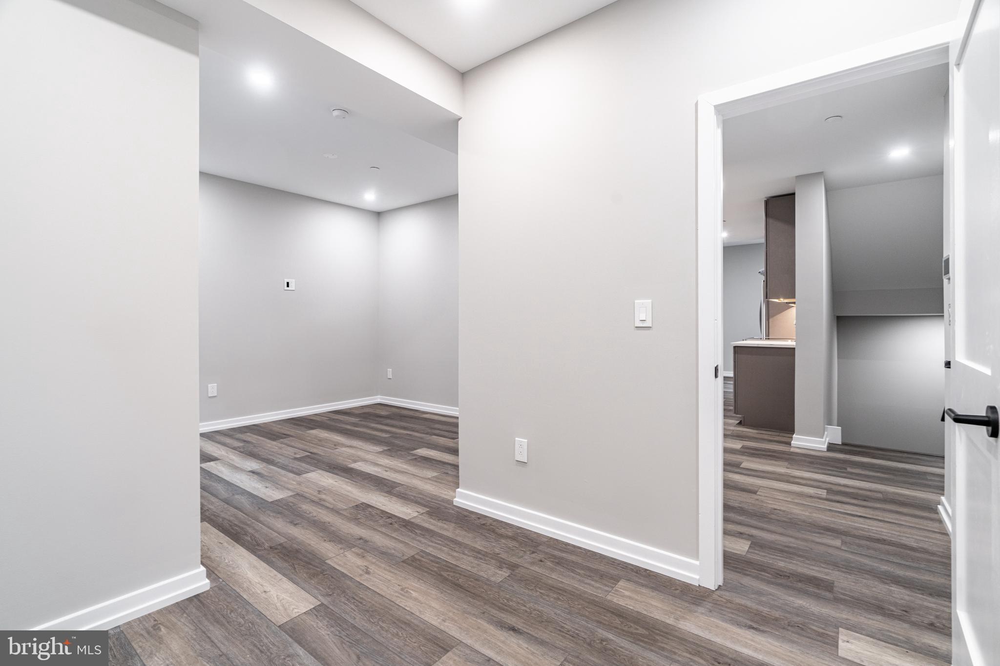 GRADUATE HOSPITAL - Residential Lease