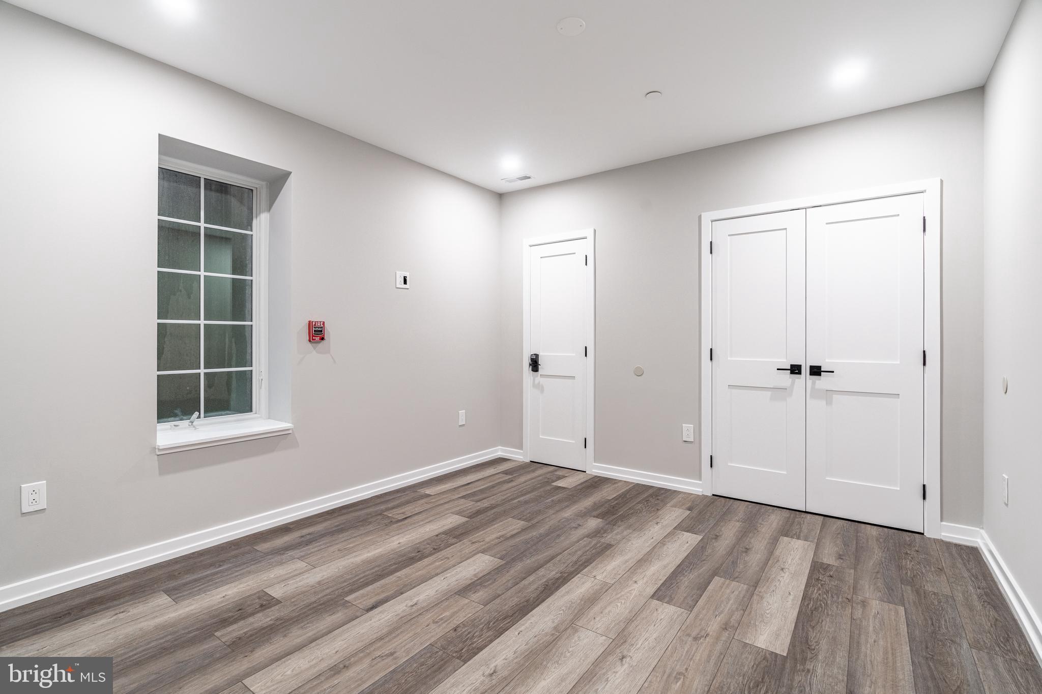 GRADUATE HOSPITAL - Residential Lease