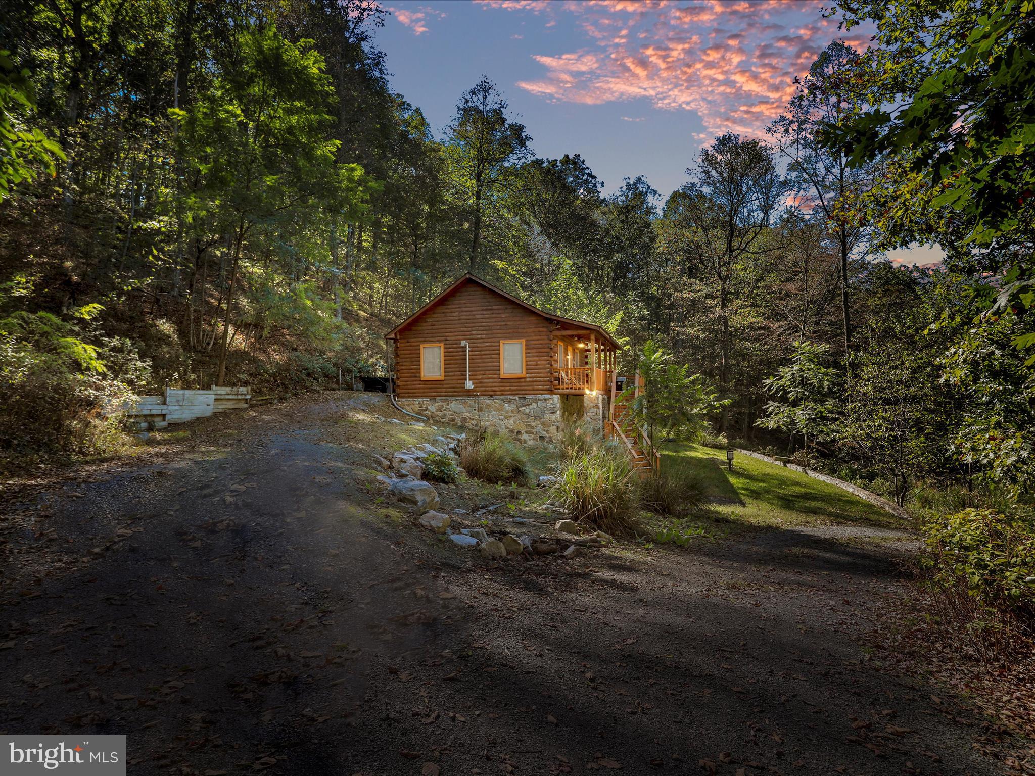 ROUSE MOUNTAIN - Residential