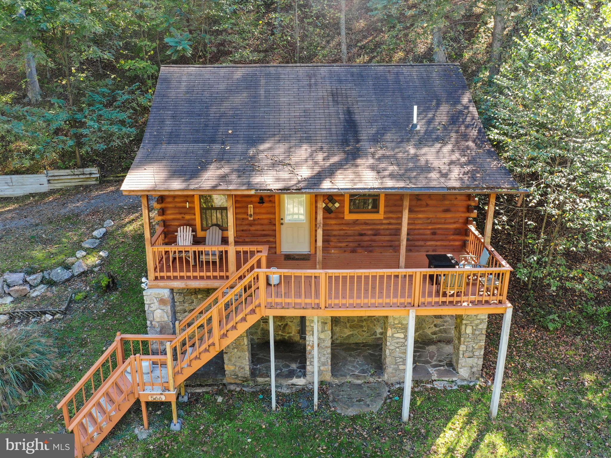 ROUSE MOUNTAIN - Residential