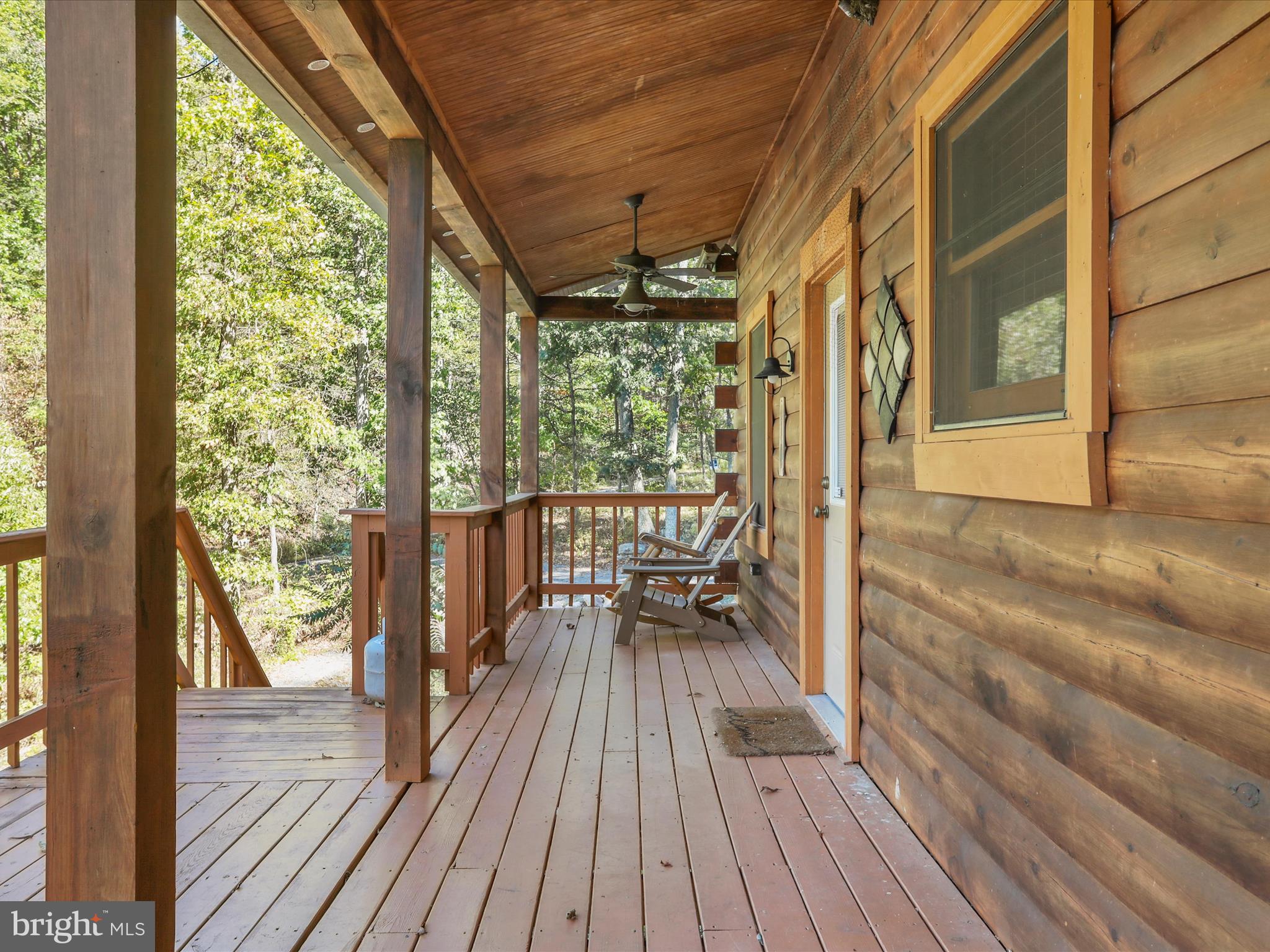 ROUSE MOUNTAIN - Residential