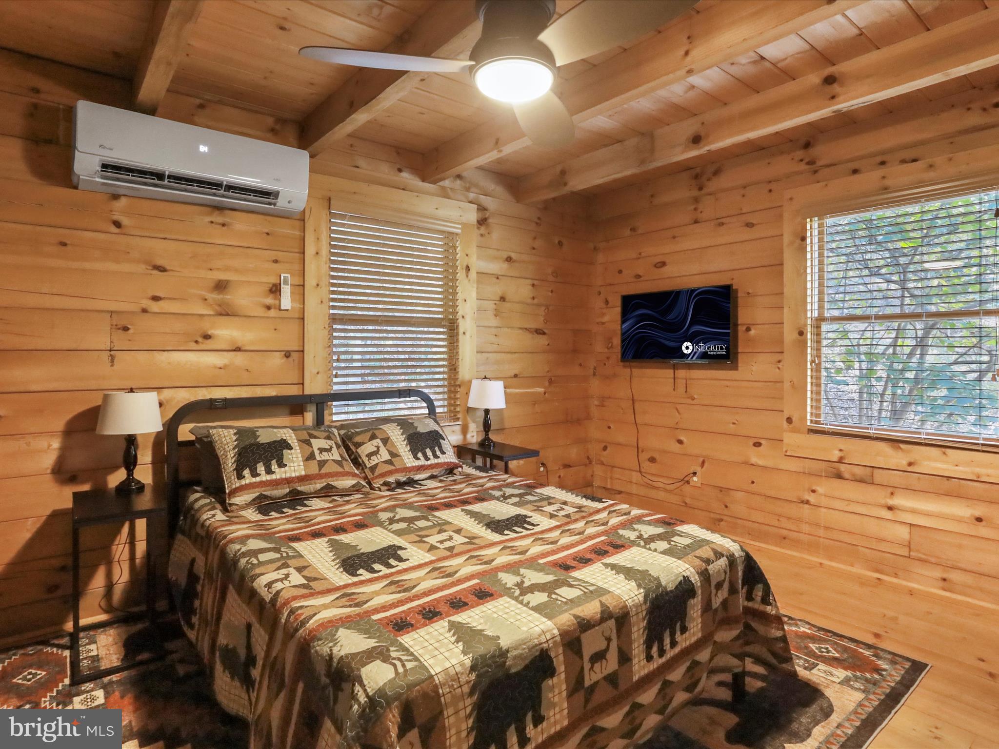 ROUSE MOUNTAIN - Residential