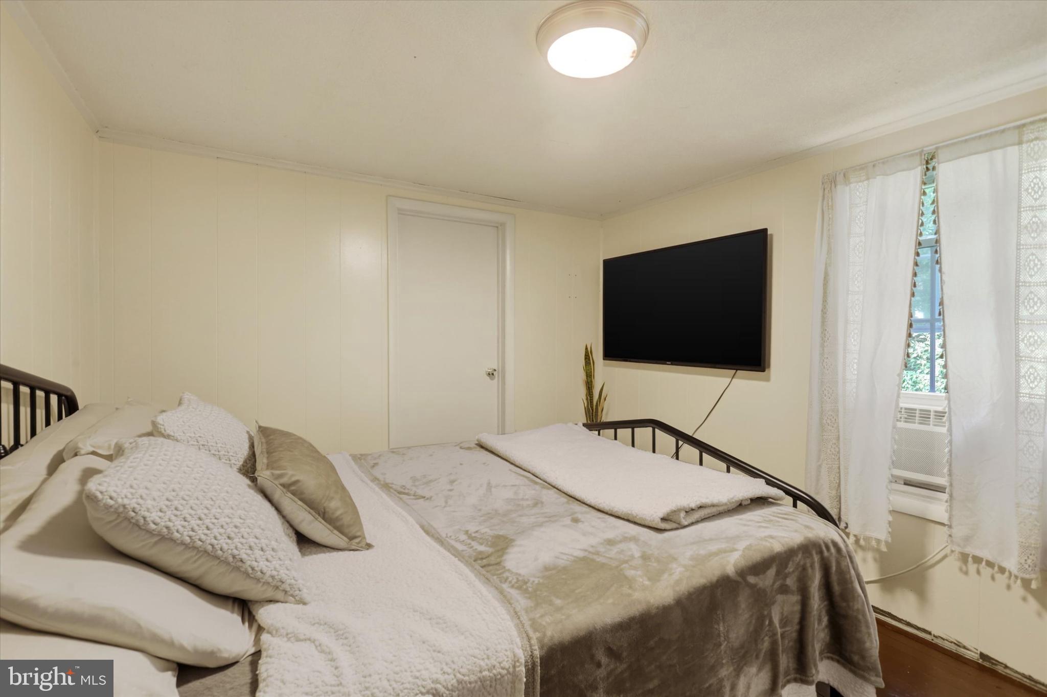 SOUTHAMPTON CUMBERLAND - Residential