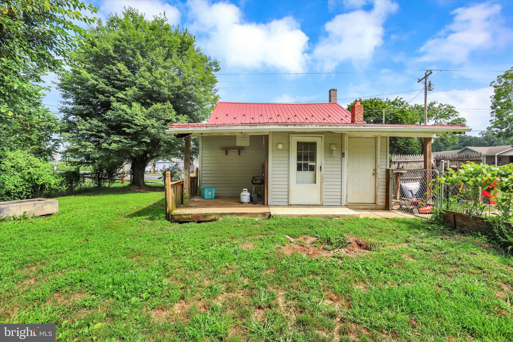 SOUTHAMPTON CUMBERLAND - Residential