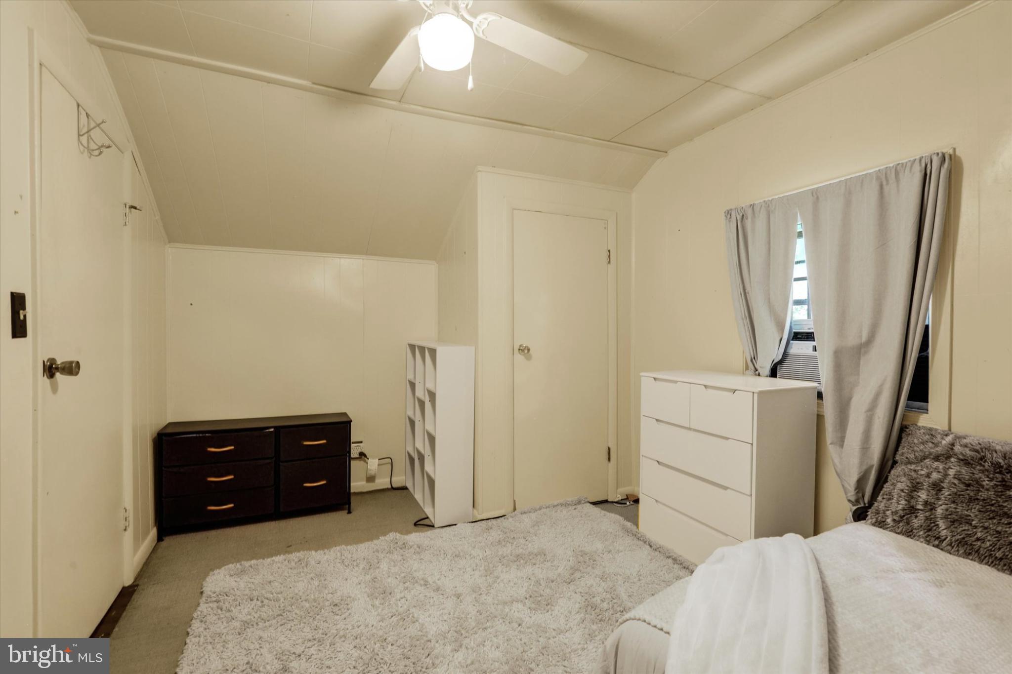 SOUTHAMPTON CUMBERLAND - Residential