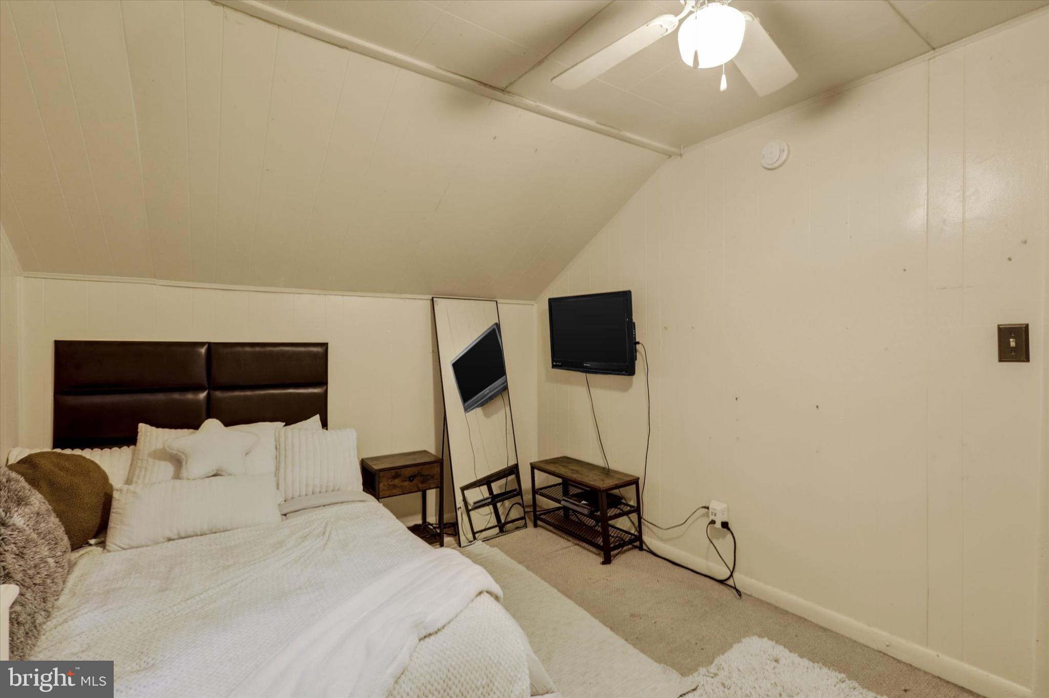 SOUTHAMPTON CUMBERLAND - Residential