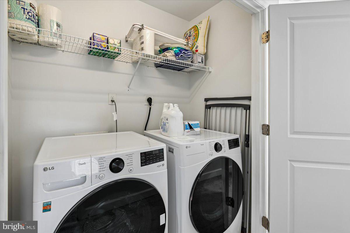 AVALON SHORES - Residential