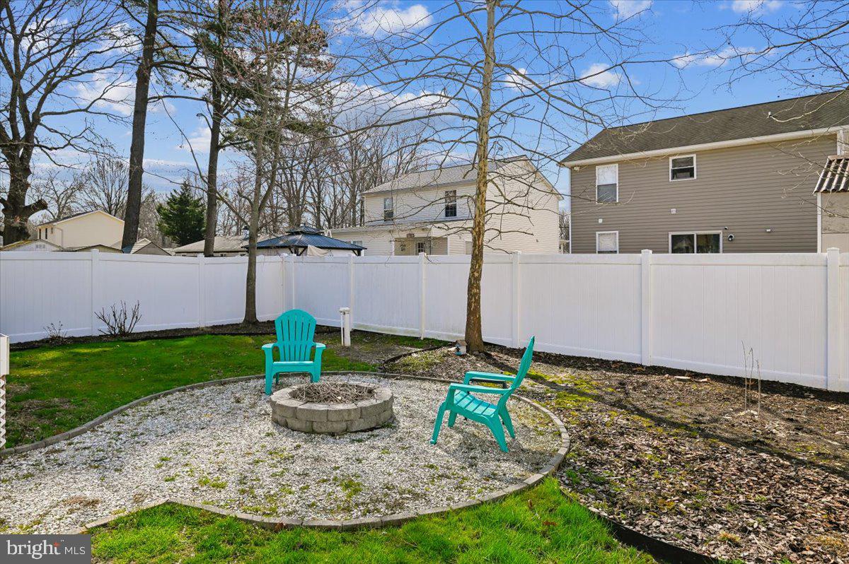 AVALON SHORES - Residential