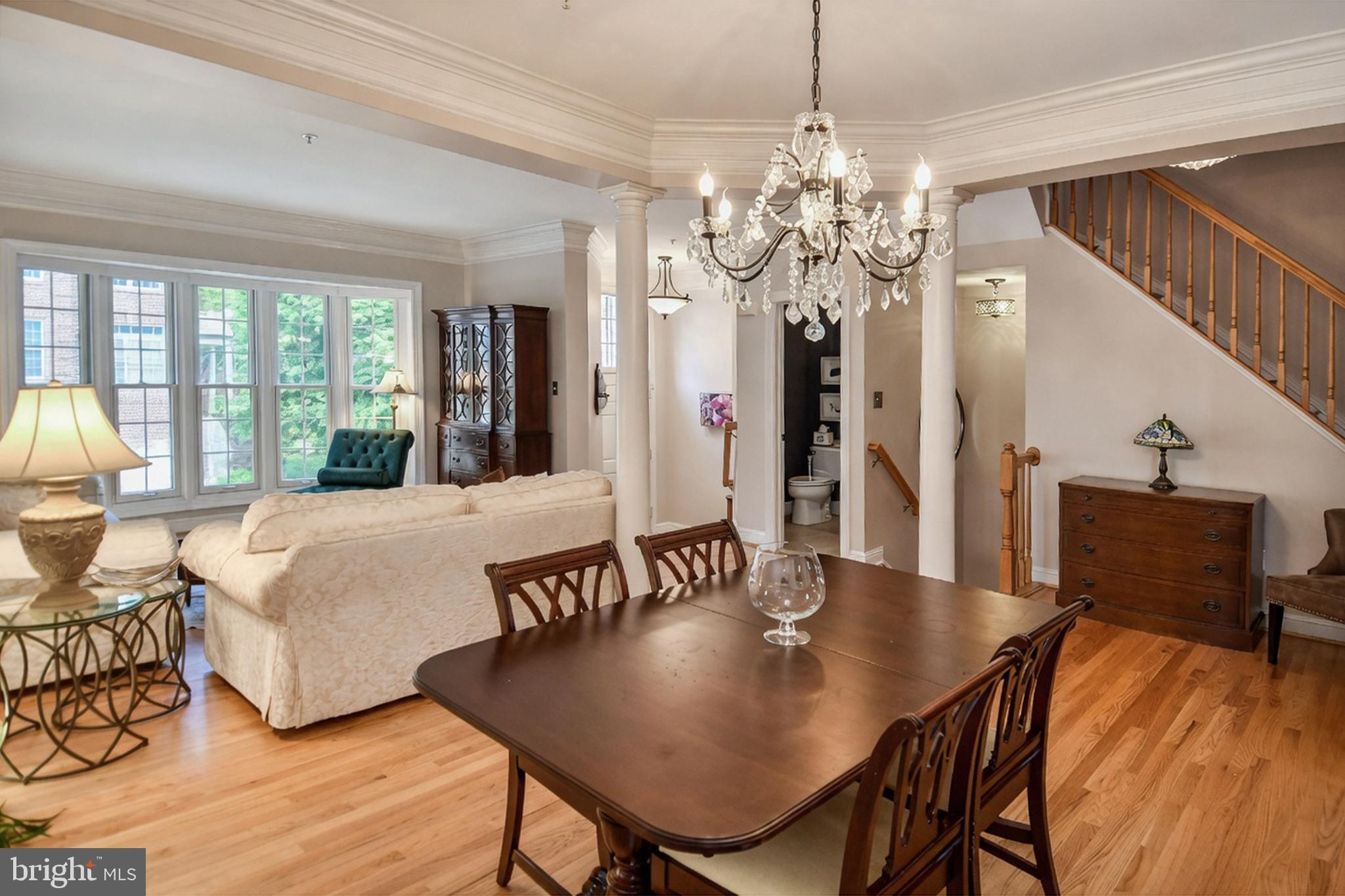 TOWER OAKS - Residential