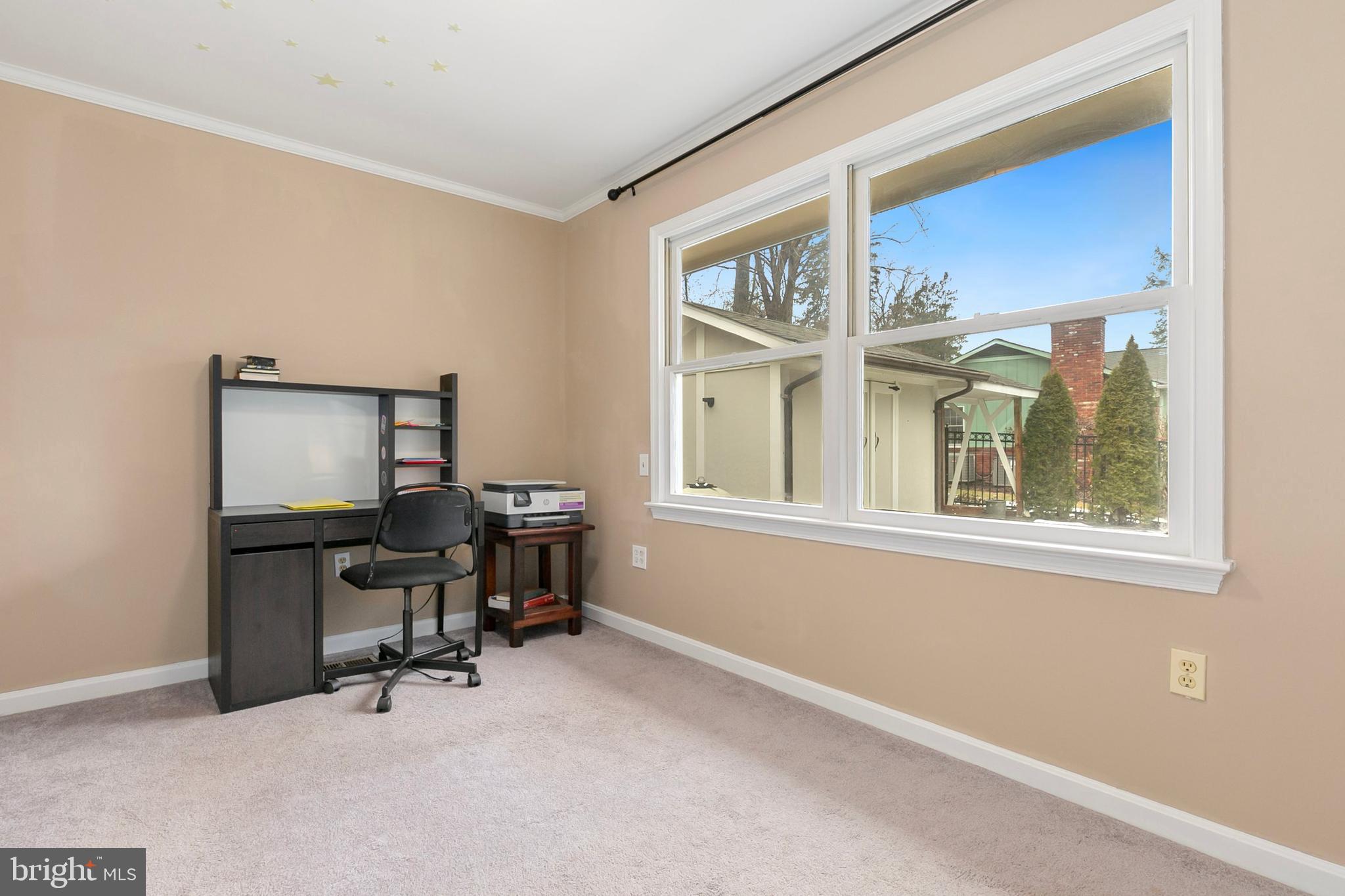 WOODSIDE PARK - Residential