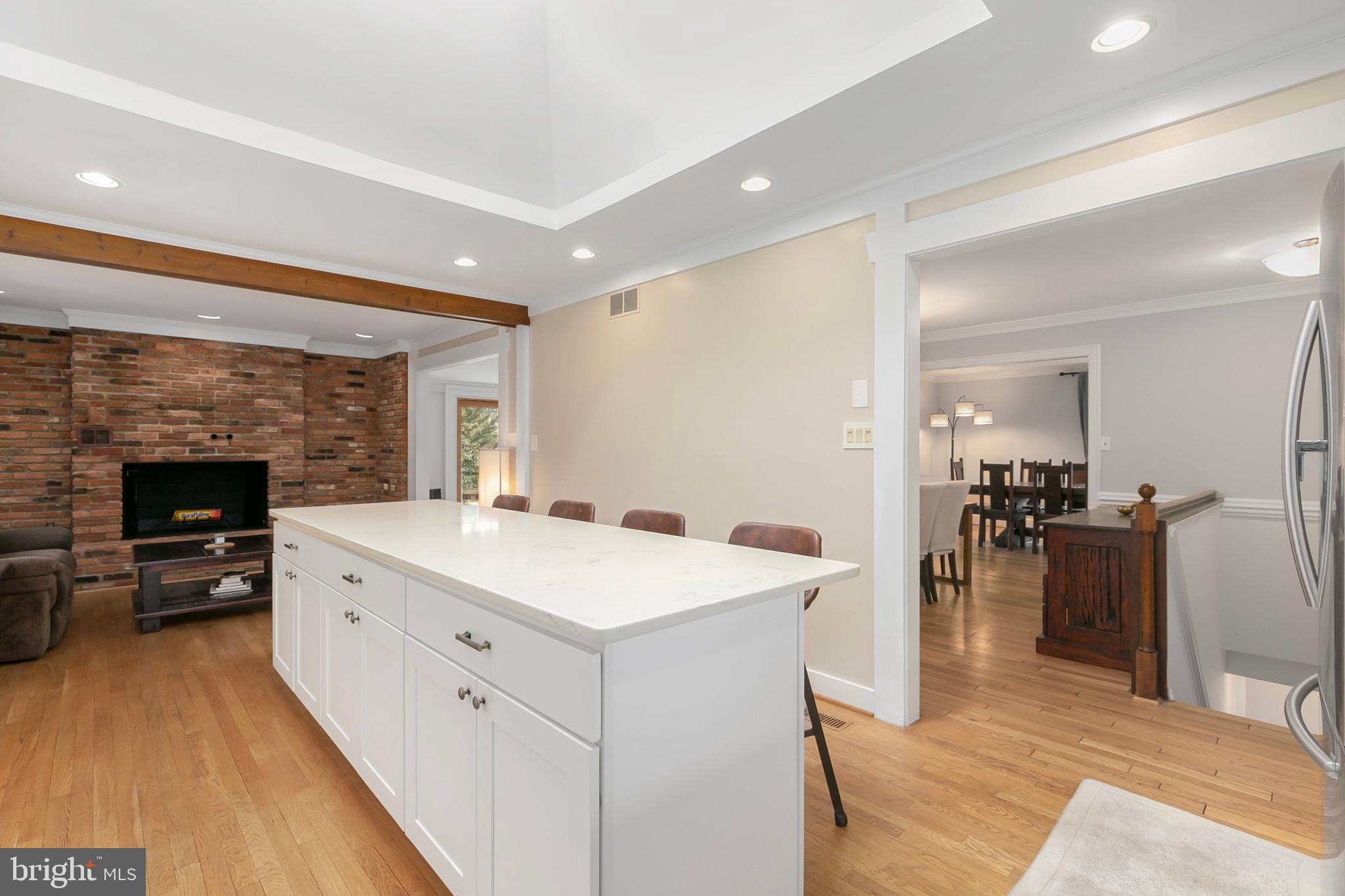 WOODSIDE PARK - Residential