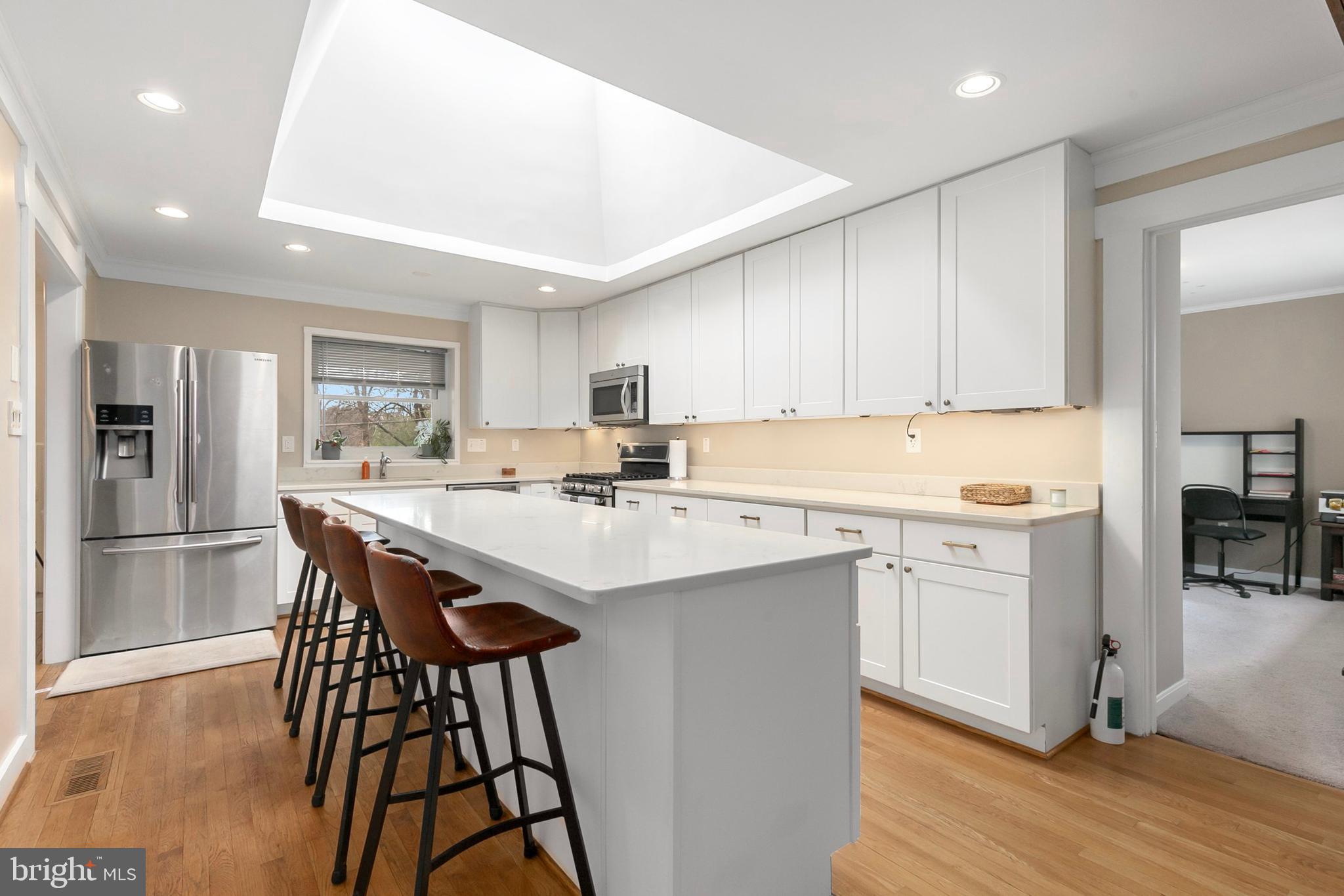 WOODSIDE PARK - Residential