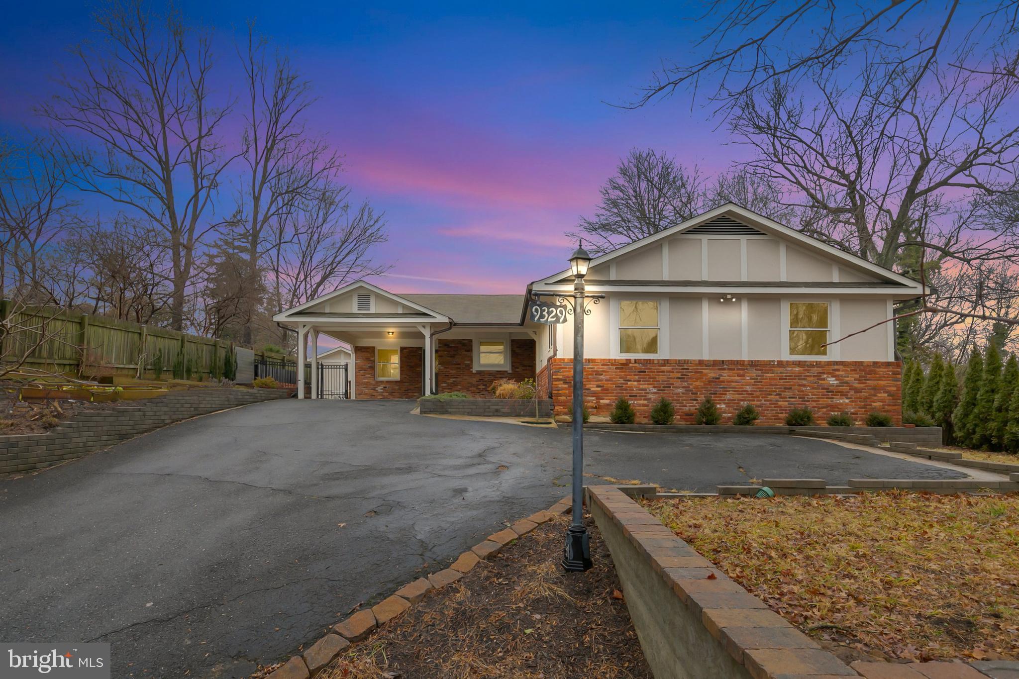 WOODSIDE PARK - Residential