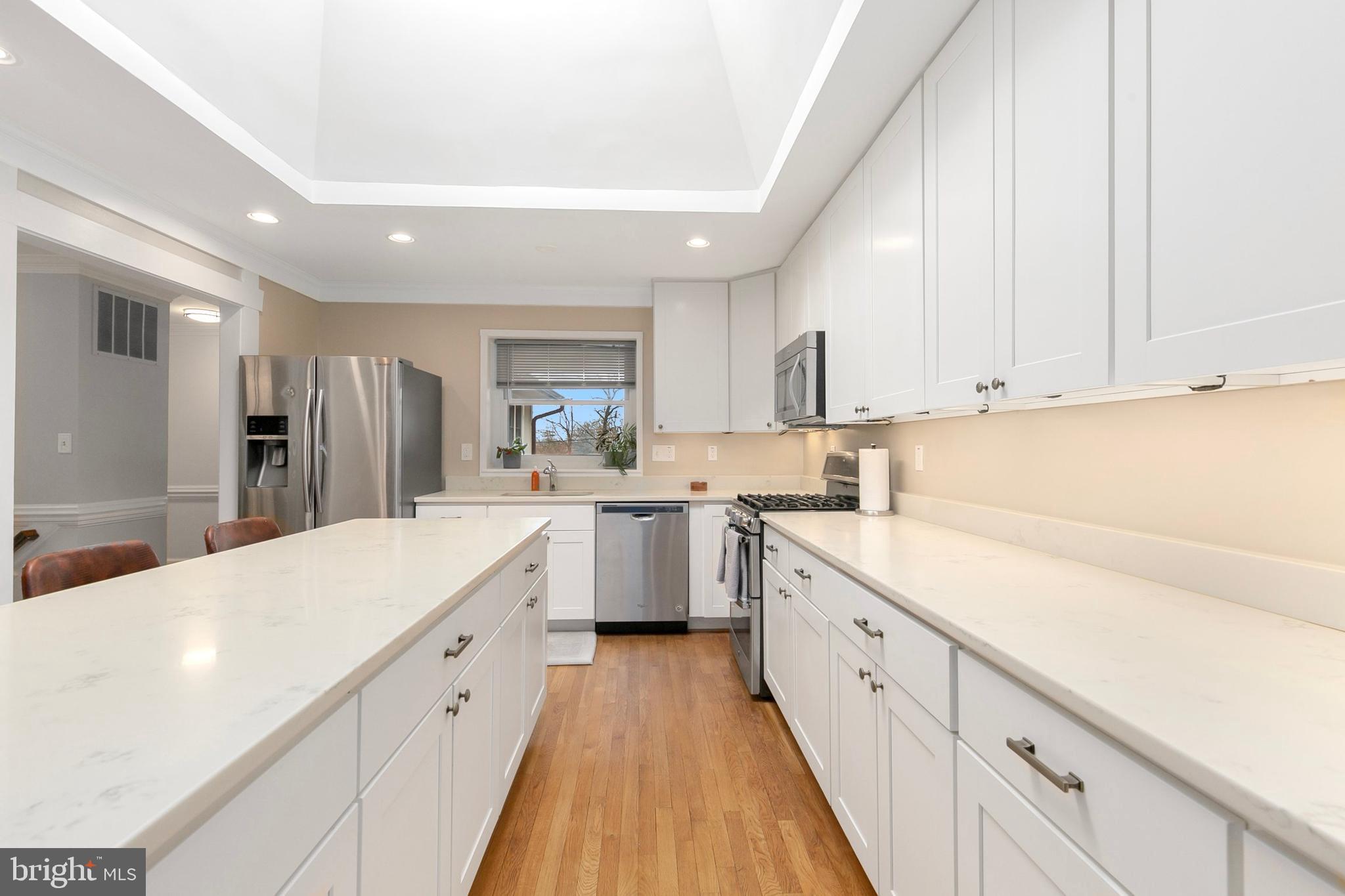 WOODSIDE PARK - Residential