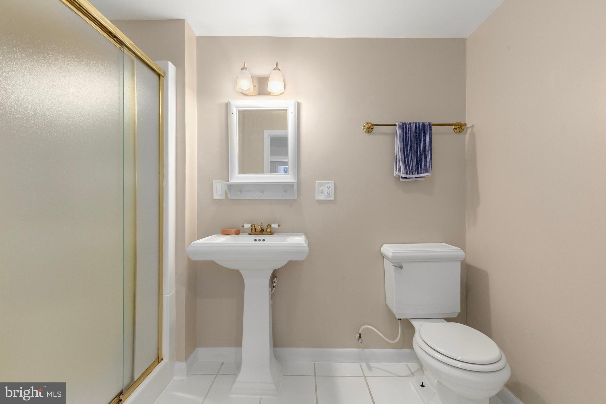 WOODSIDE PARK - Residential