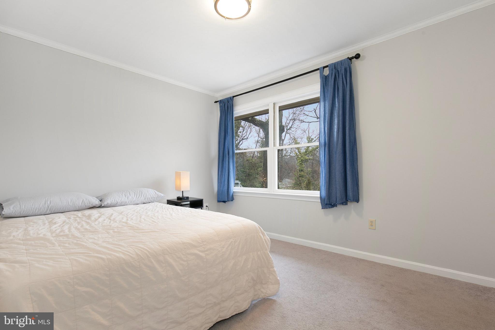 WOODSIDE PARK - Residential